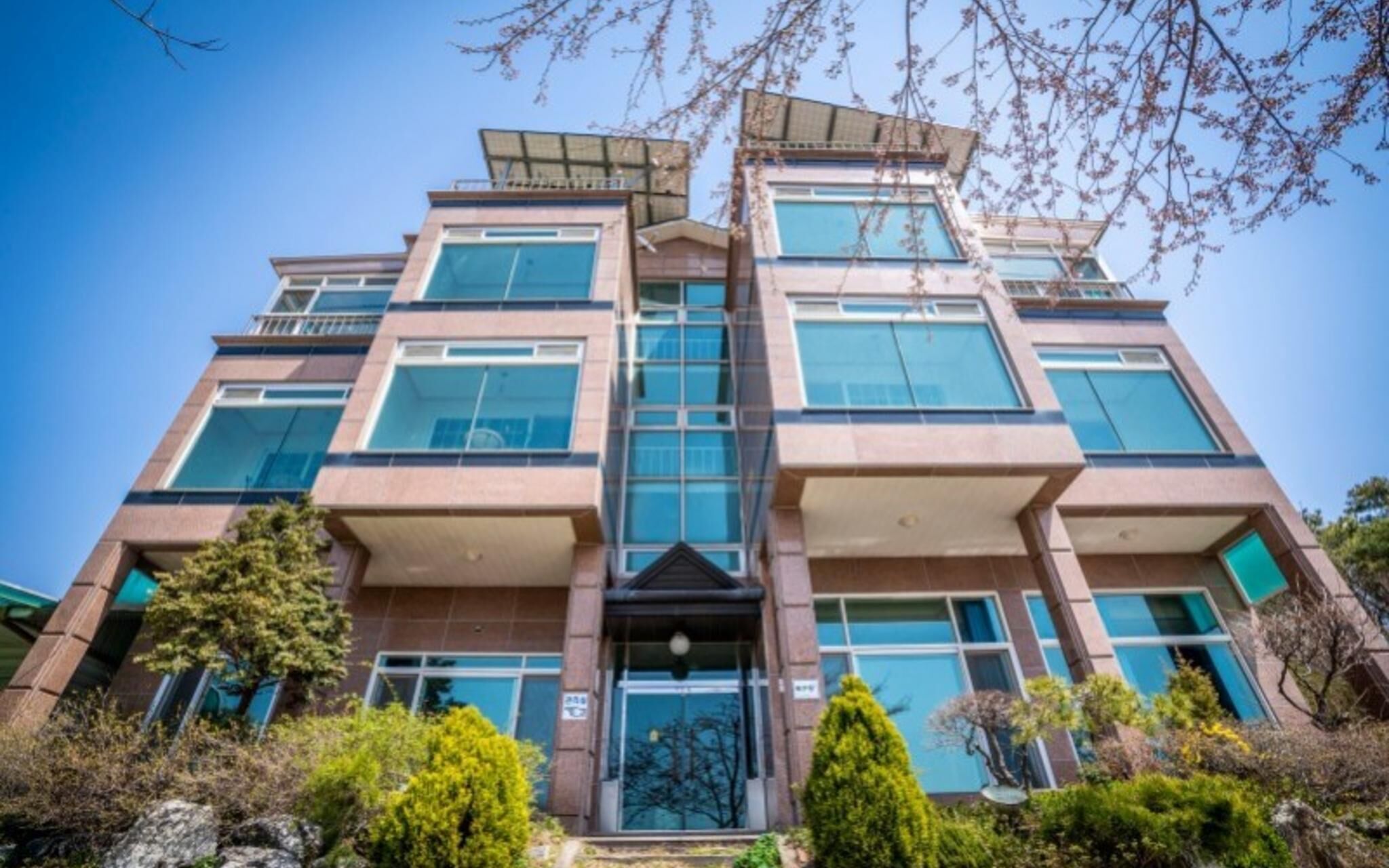Daebudo Noeul And Bada Pension