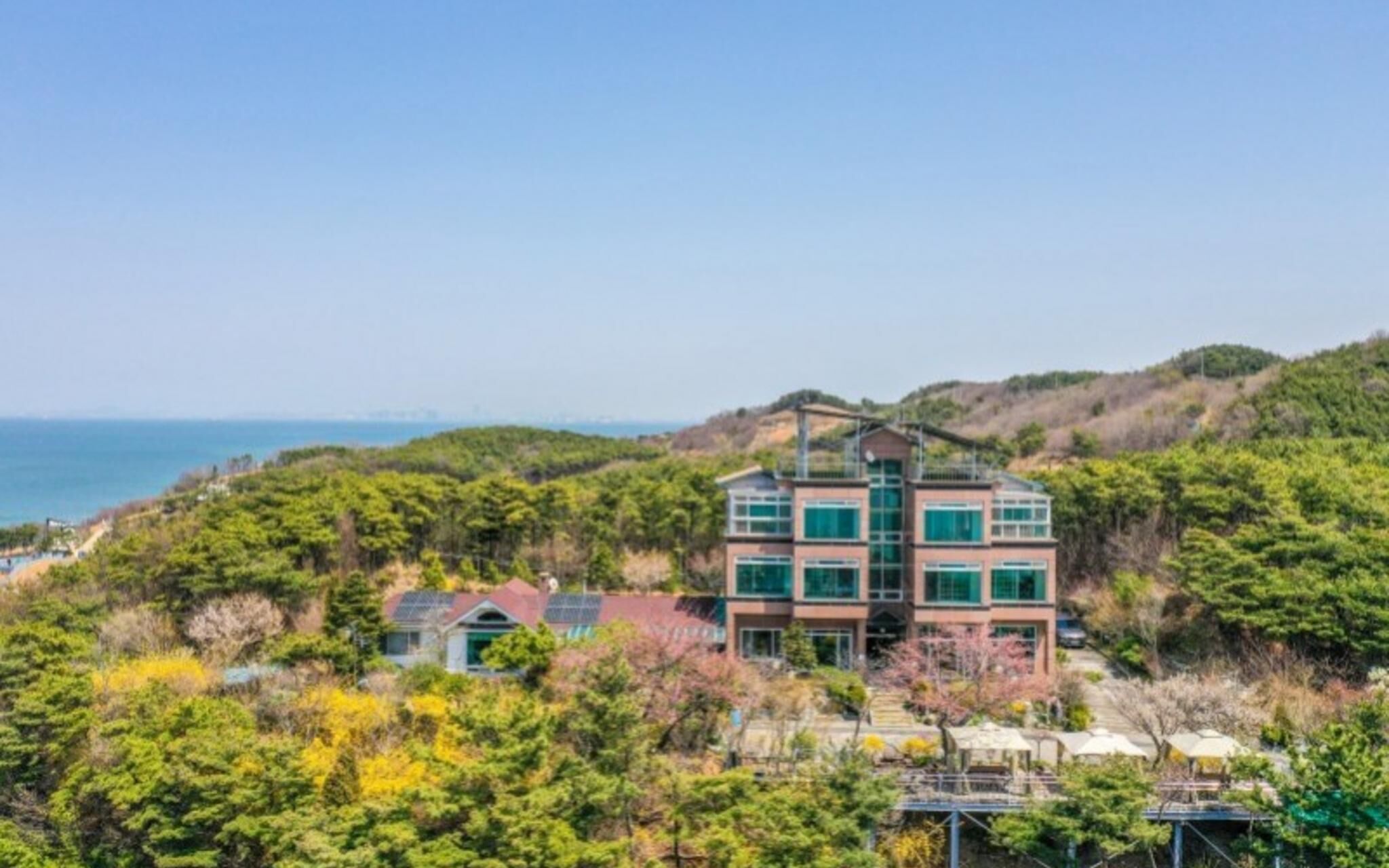 Daebudo Noeul And Bada Pension