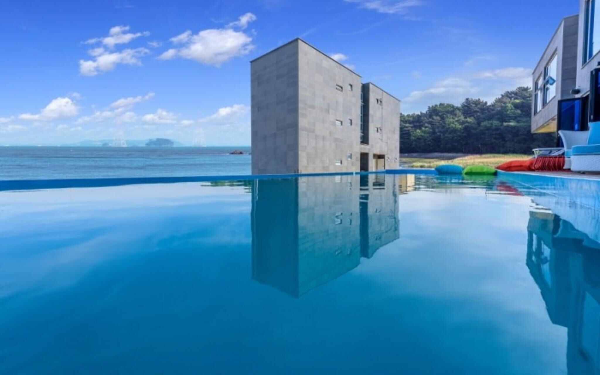 Daebudo Oblique198 Pool Villa Pension