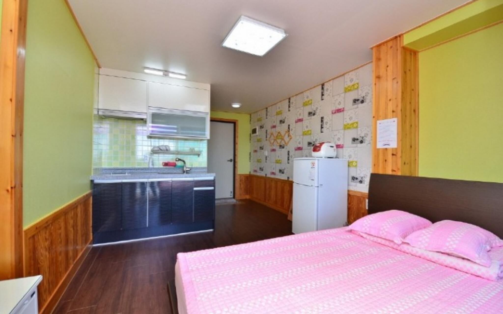 Daebudo Rainbow Pension