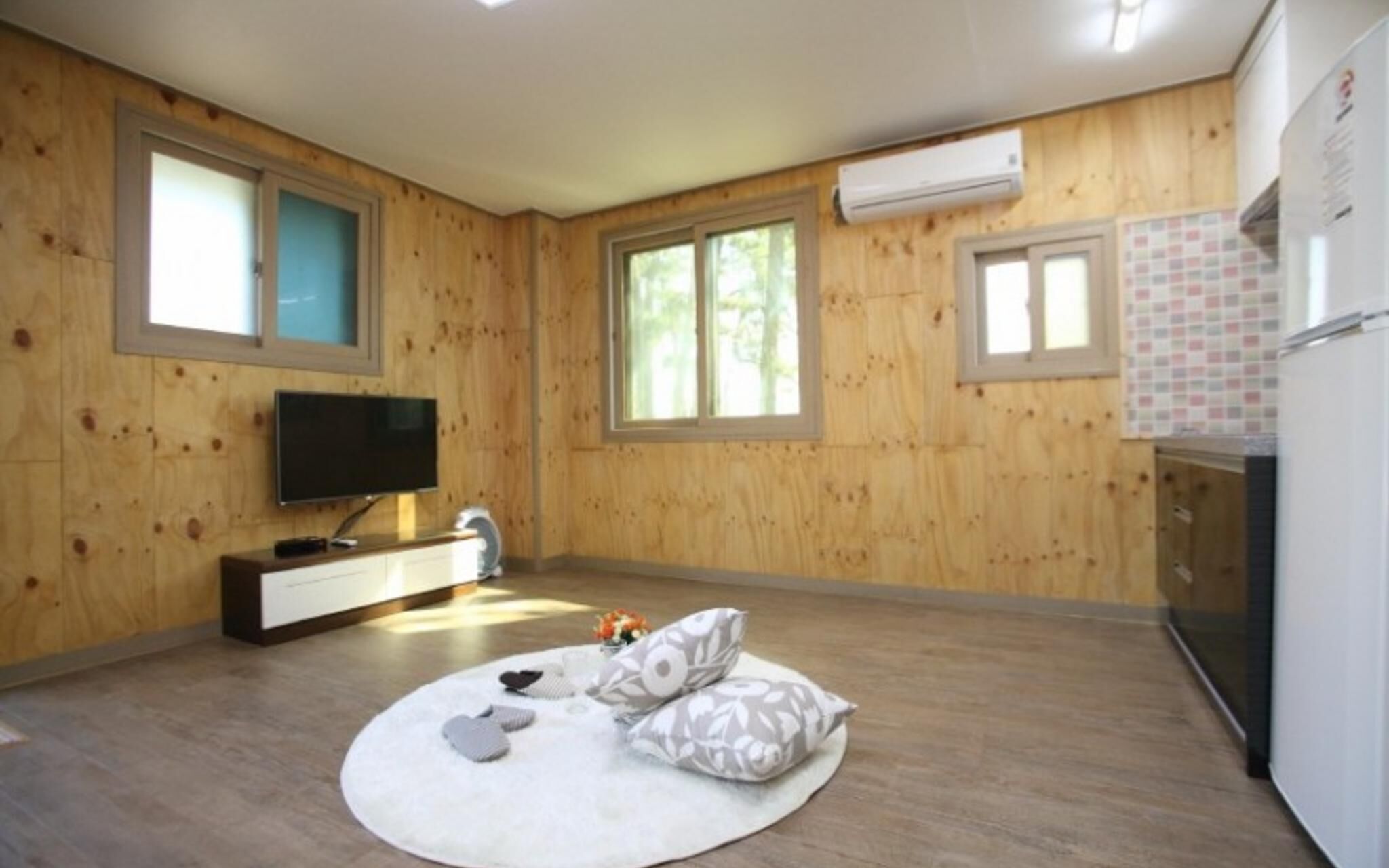 Daebudo Rainbow Pension