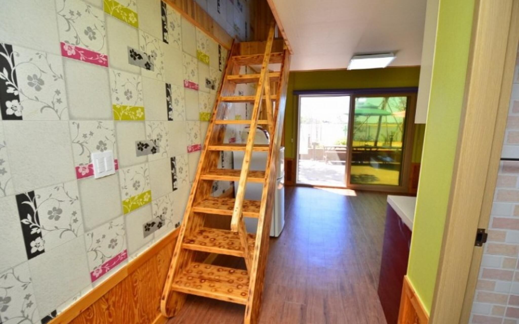 Daebudo Rainbow Pension