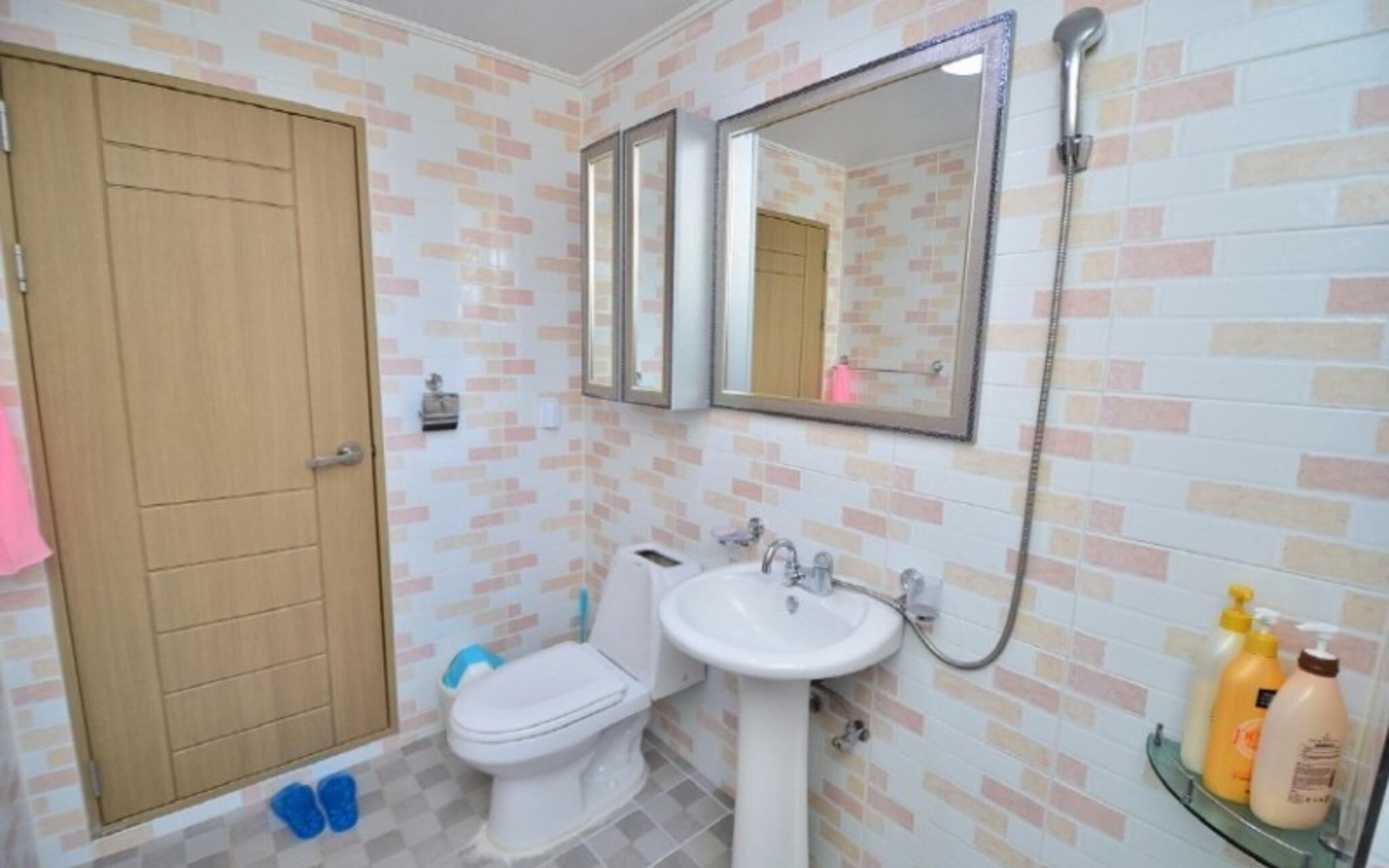 Daebudo Rainbow Pension