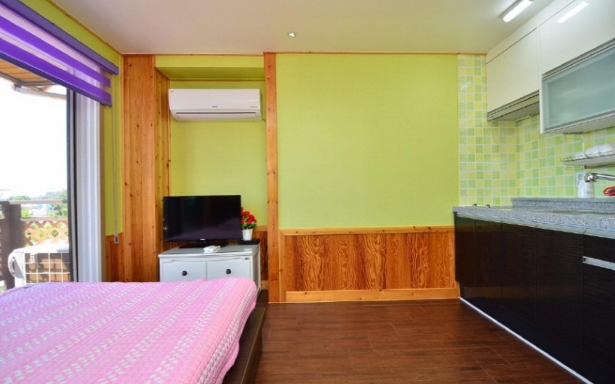 Daebudo Rainbow Pension