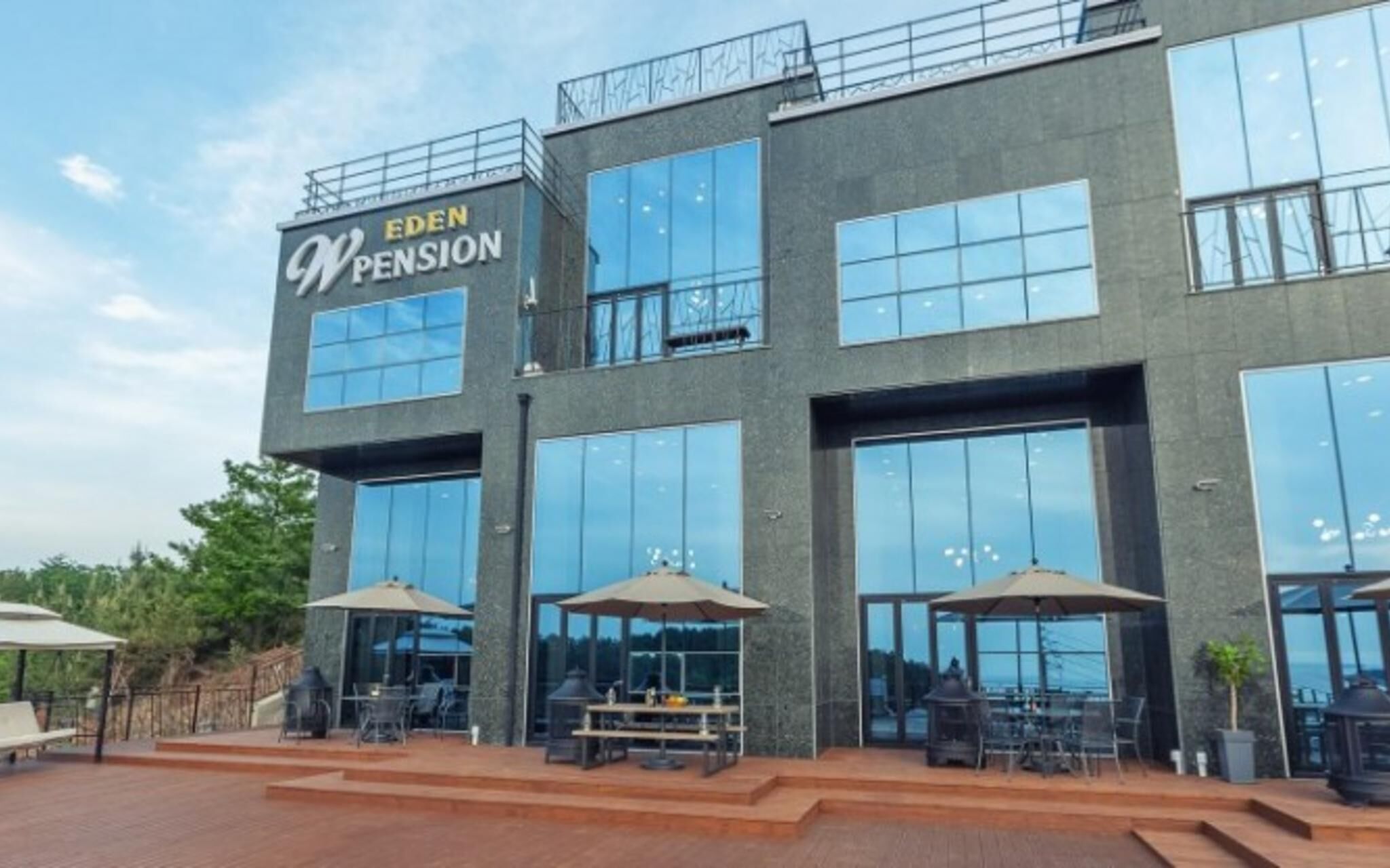 Daebudo W Eden Pension
