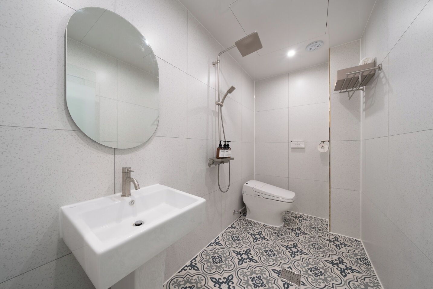 Dk Incheon Airport Hotel