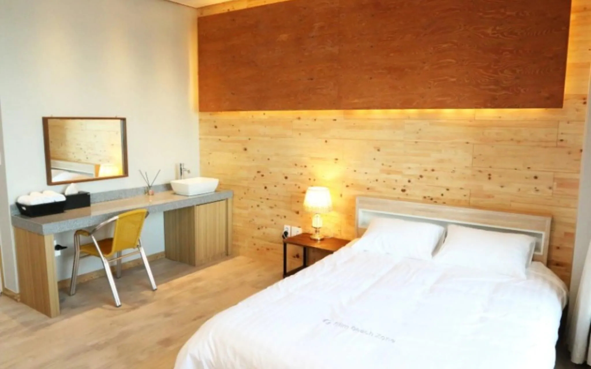 Eulwangri Elim Beach Zone Pension
