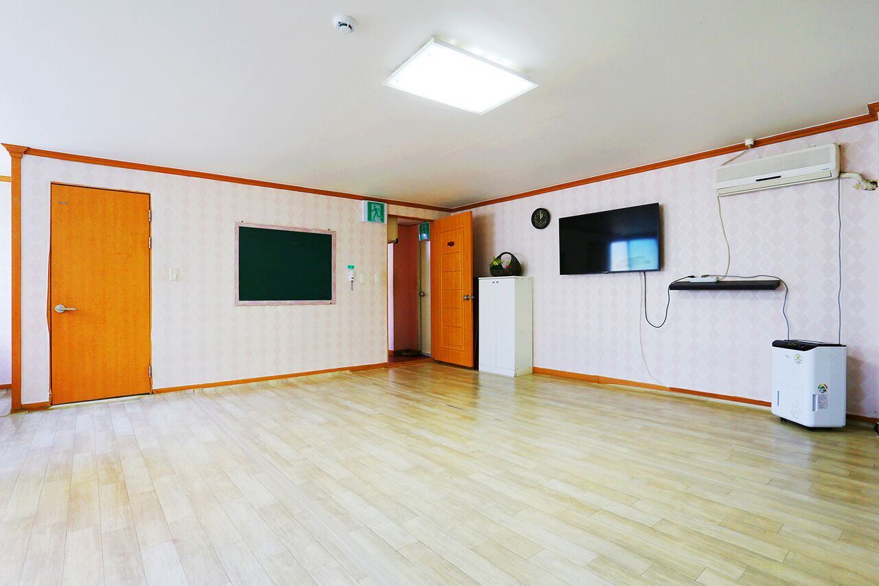 Eurwangni Daemyung Pension