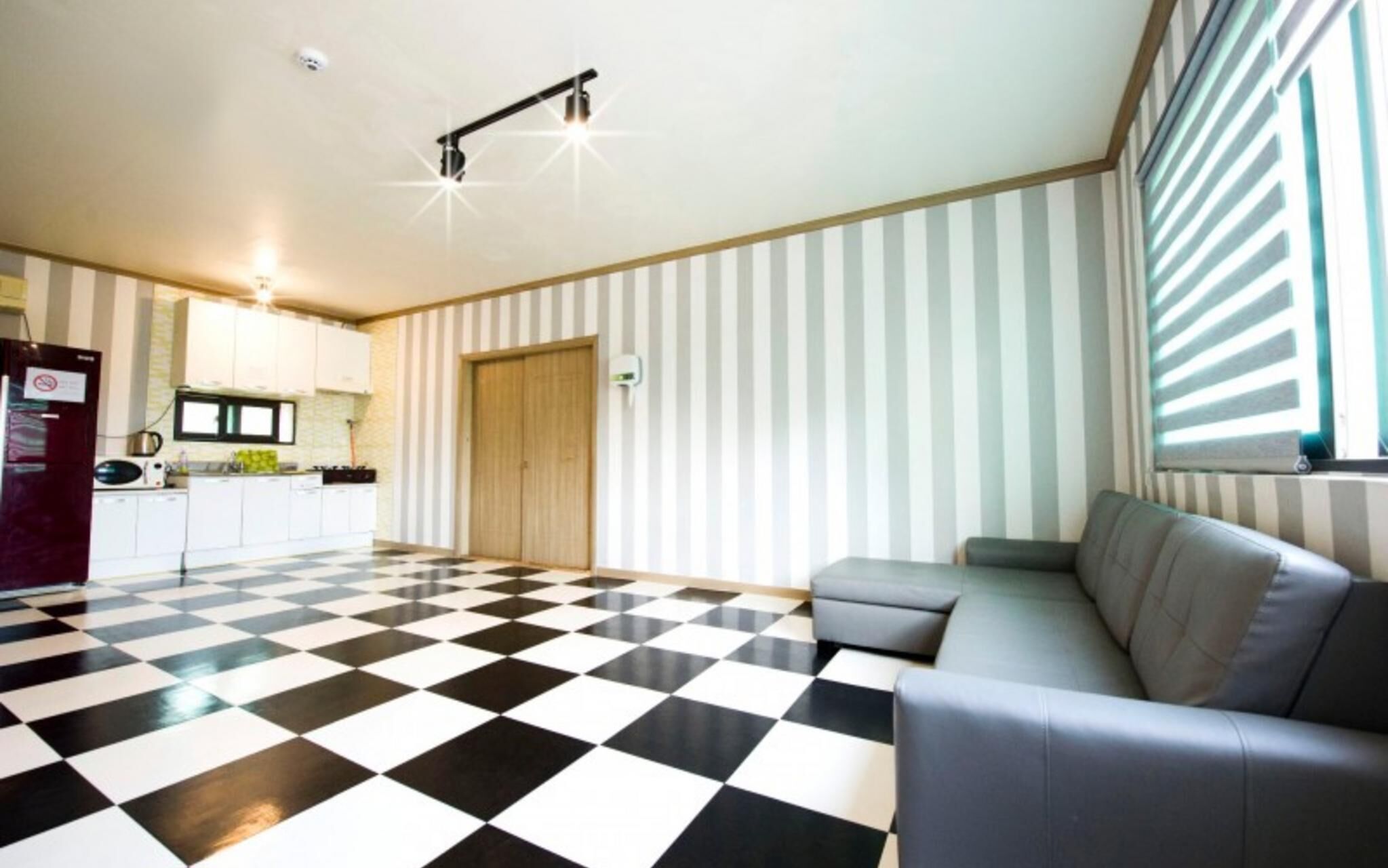 Eurwangni Marine Camp Pension