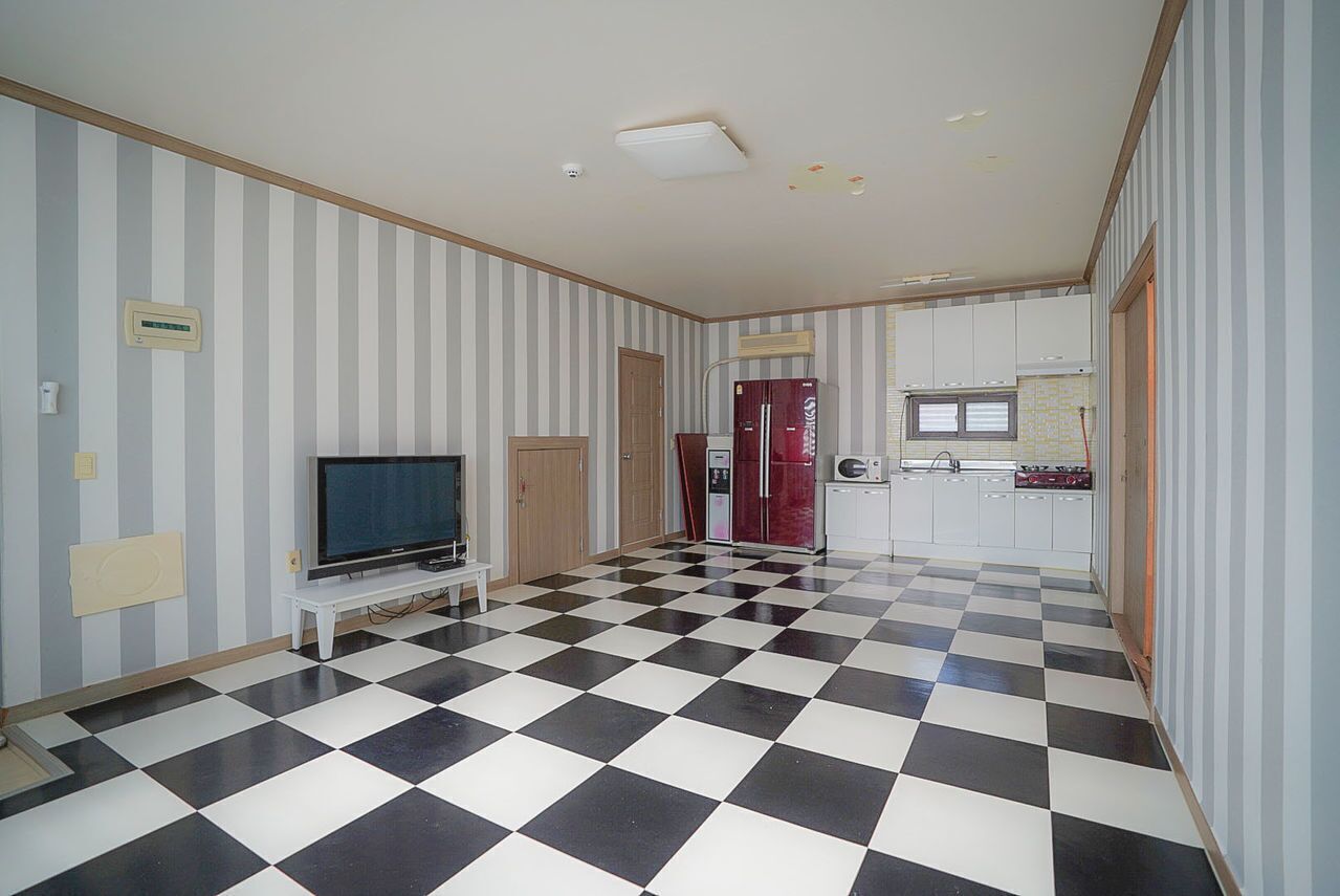 Eurwangni Marine Camp Pension