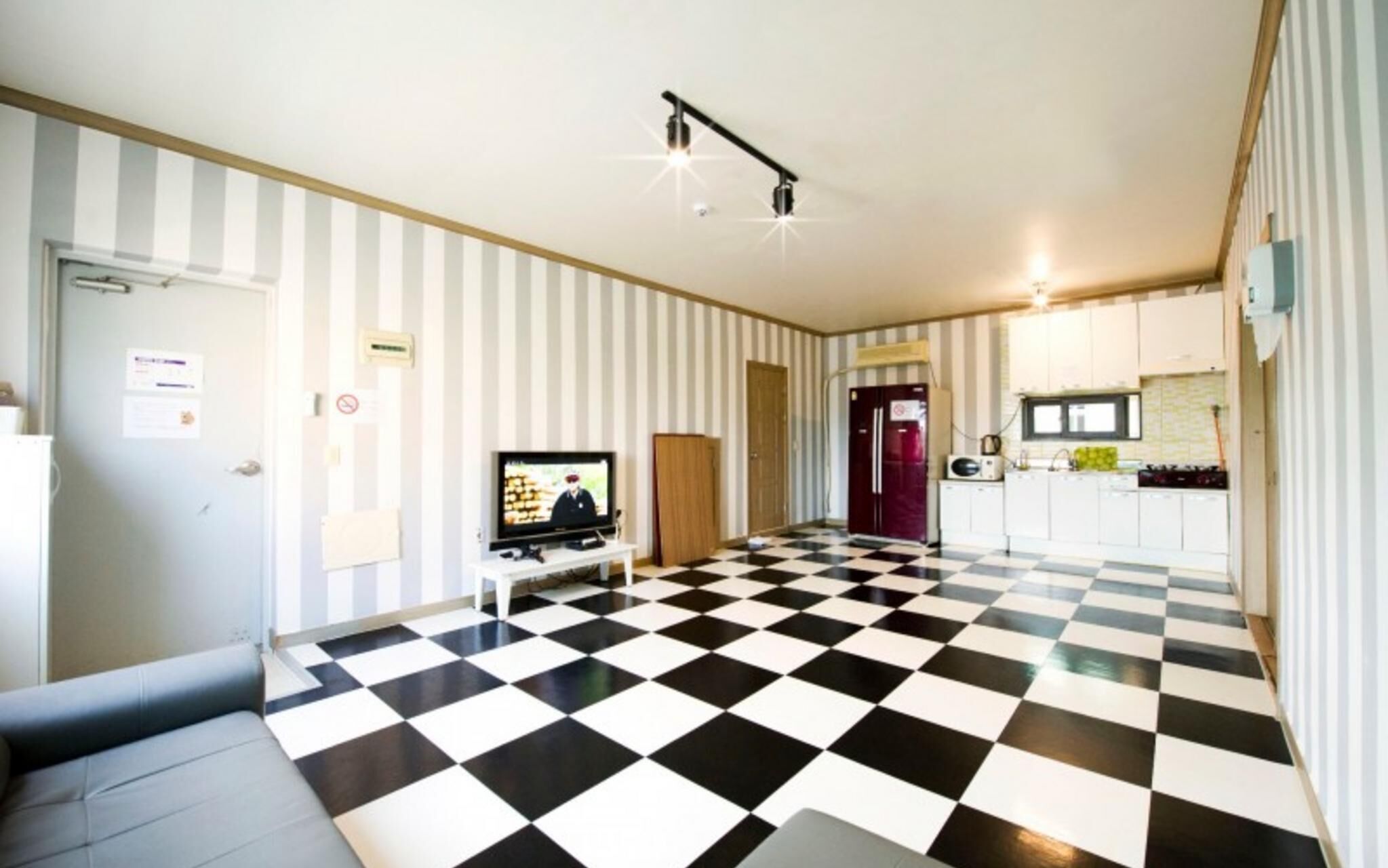 Eurwangni Marine Camp Pension