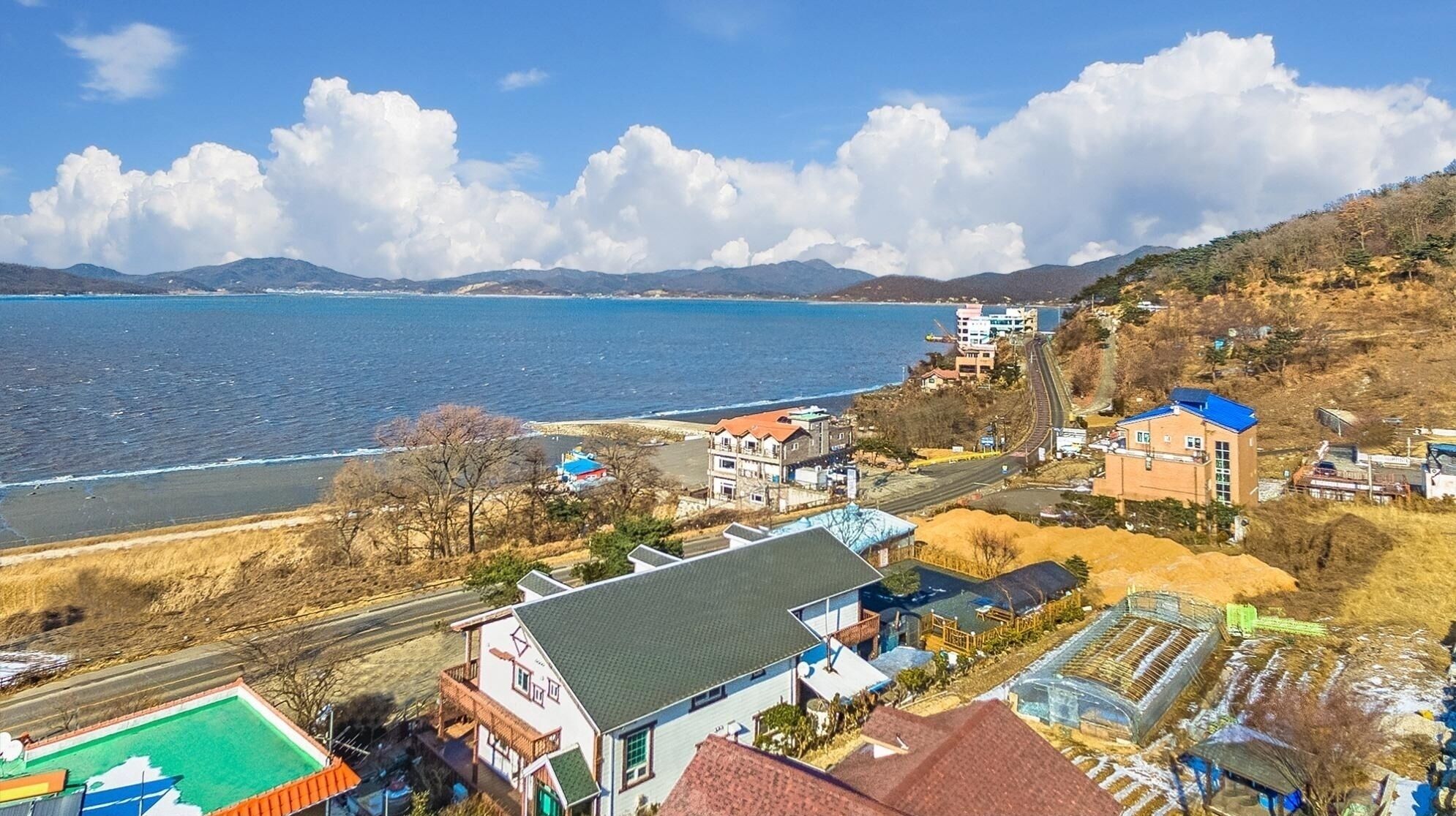 Ganghwa Badabit Pension