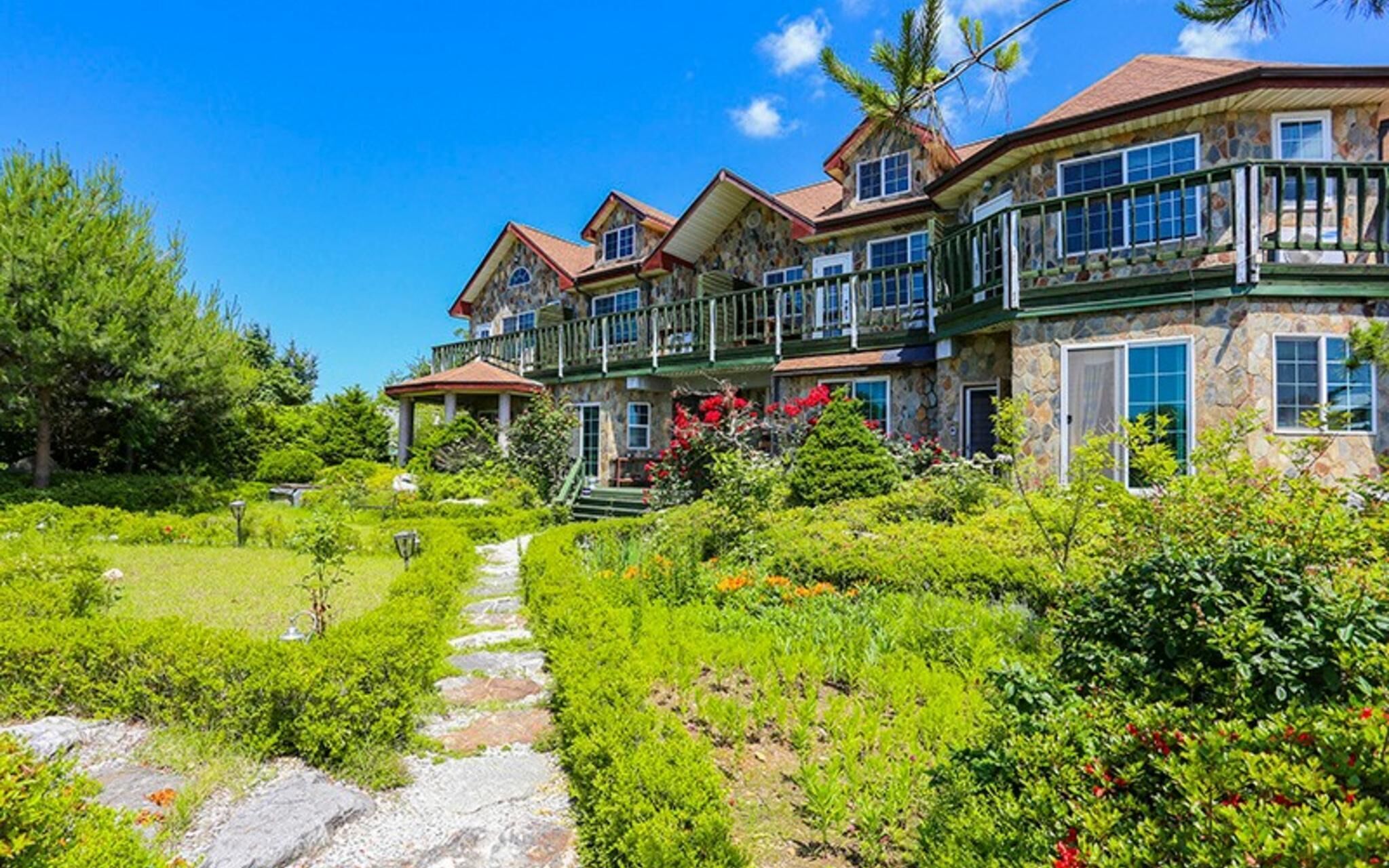 Ganghwado Farms House