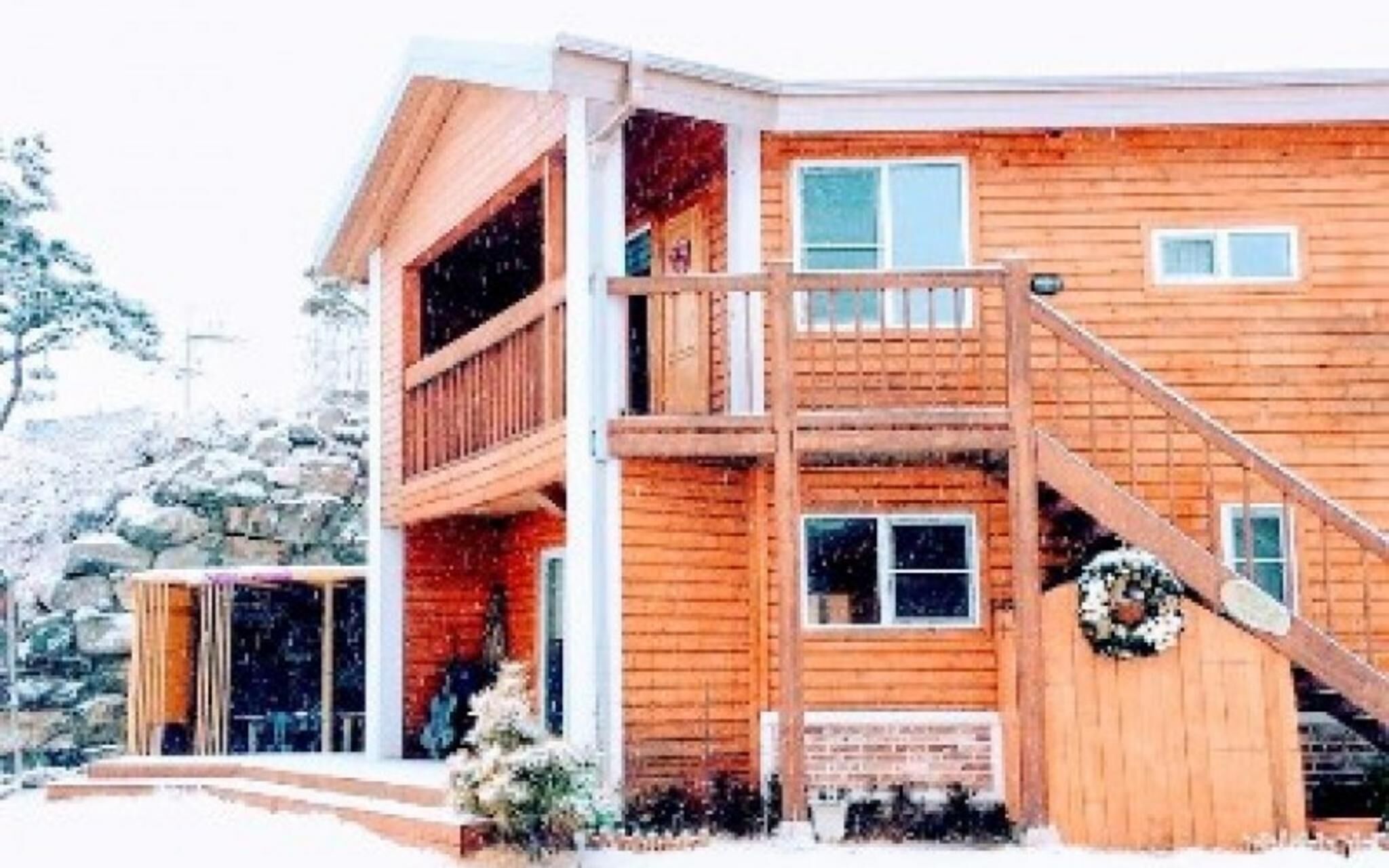 Ganghwado Gold View Pension