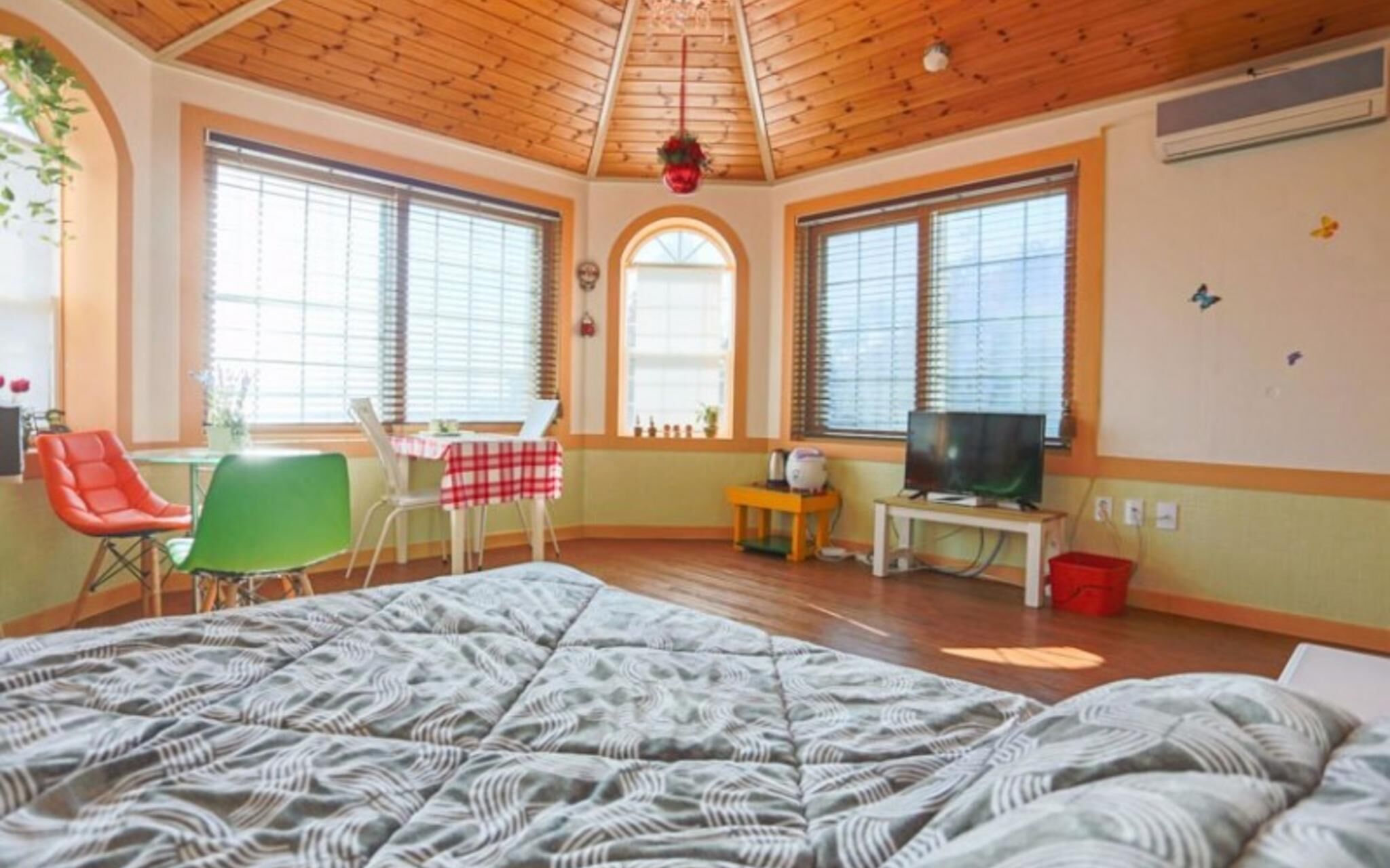 Ganghwado Pine Tree Pension