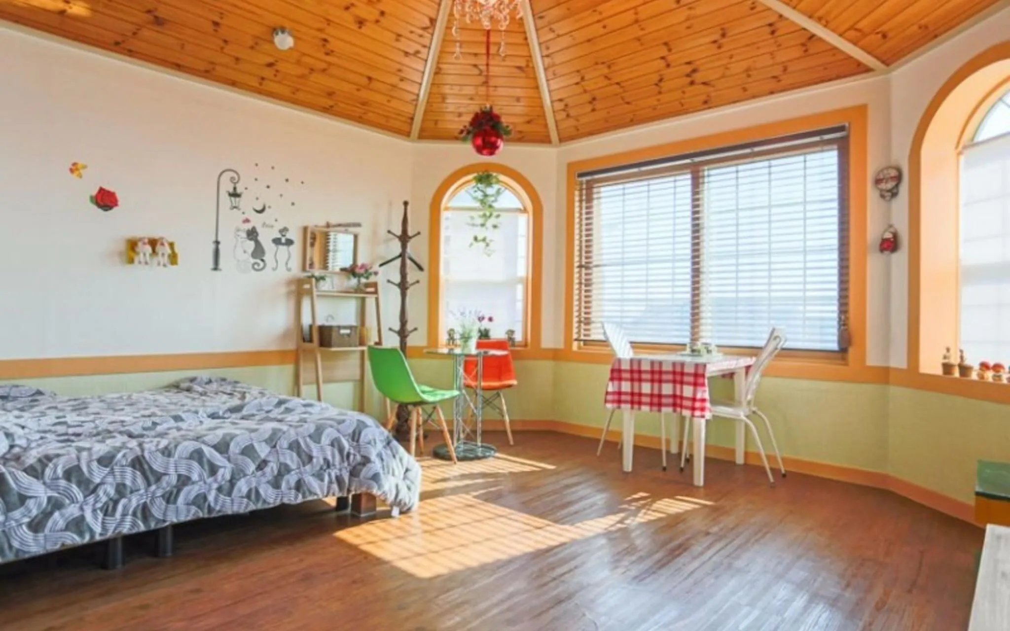 Ganghwado Pine Tree Pension