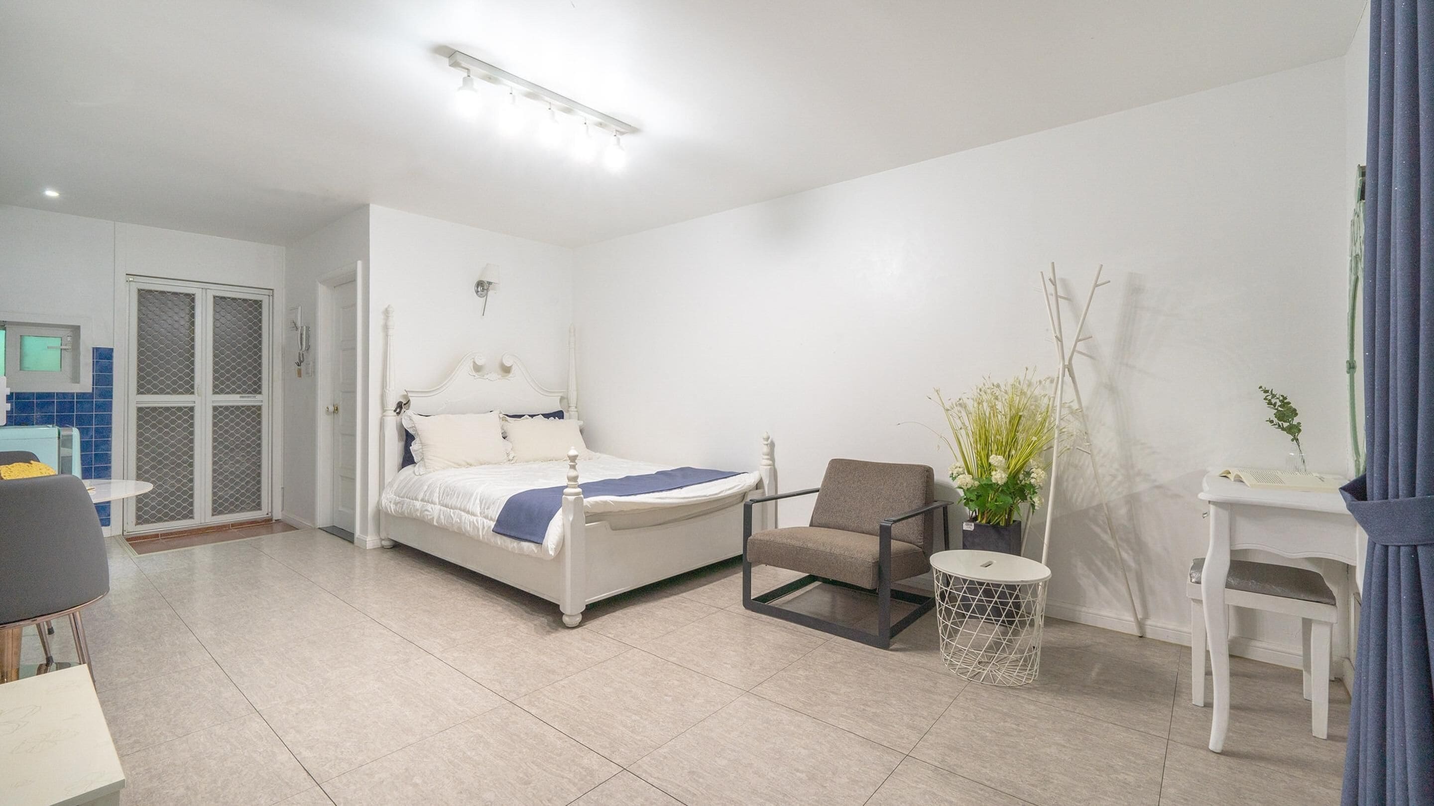 Ganghwa Giverny Spa Pension