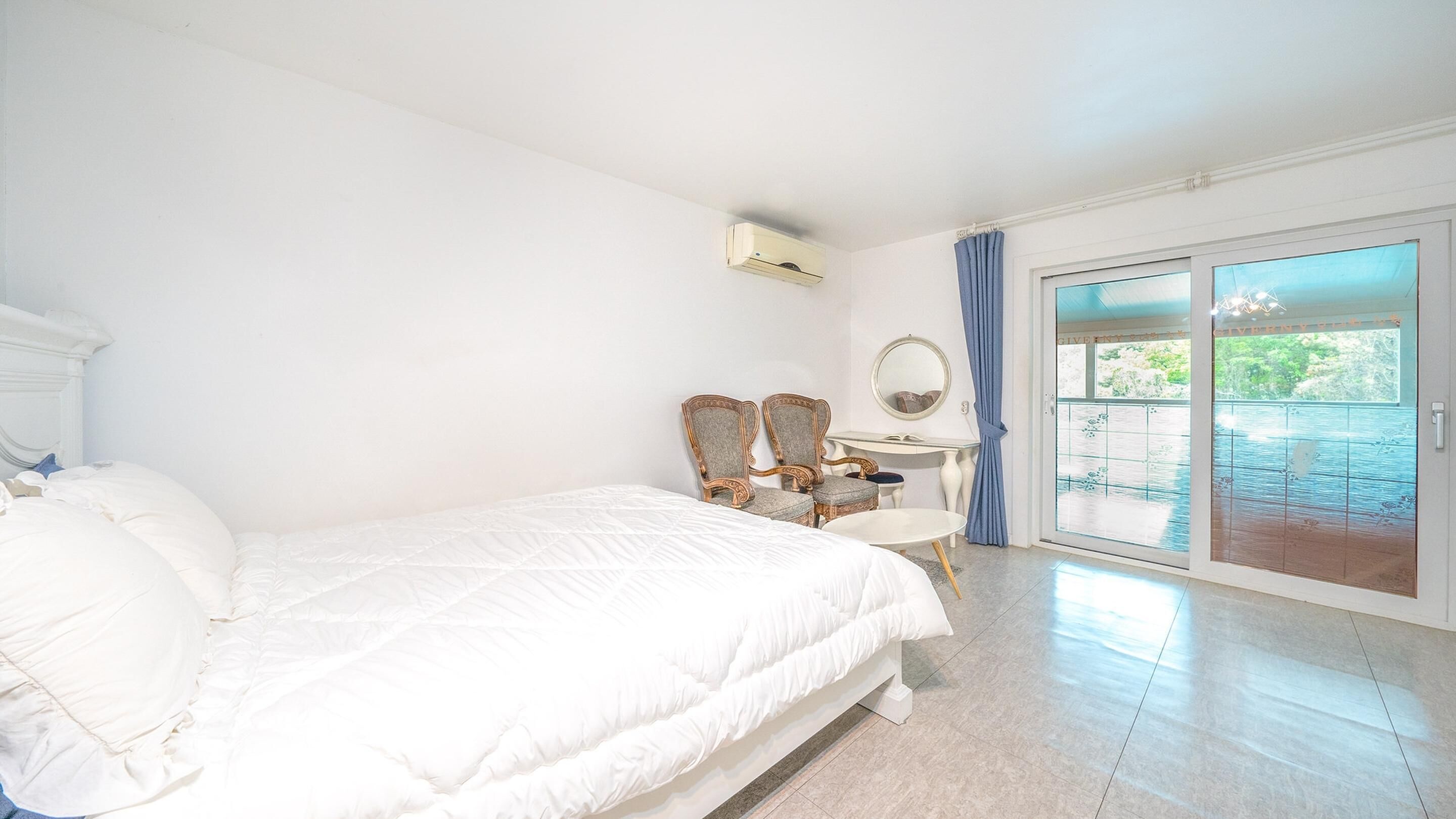 Ganghwa Giverny Spa Pension