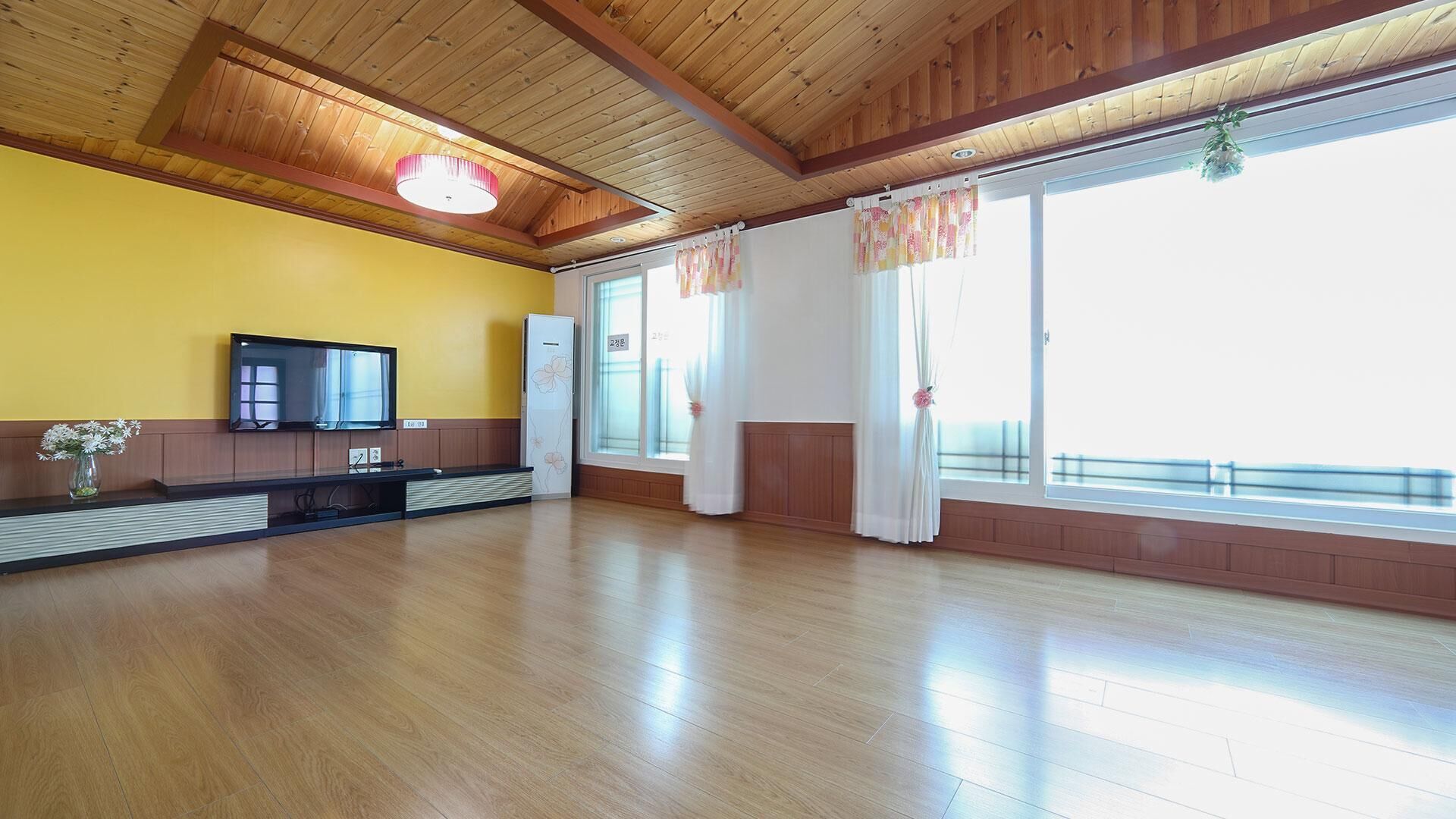 Ganghwa Hwanggeumnoeul Pension
