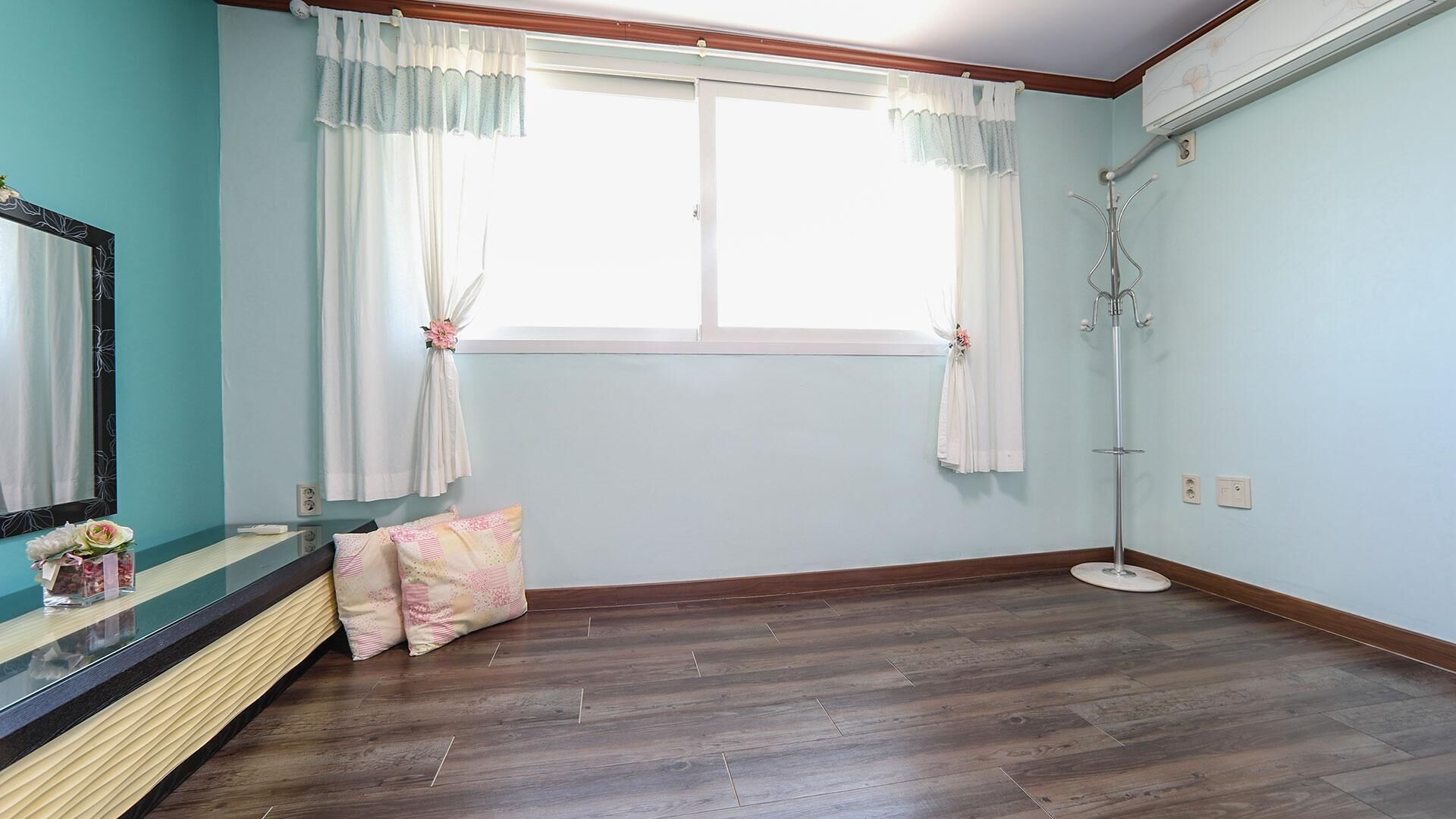 Ganghwa Hwanggeumnoeul Pension