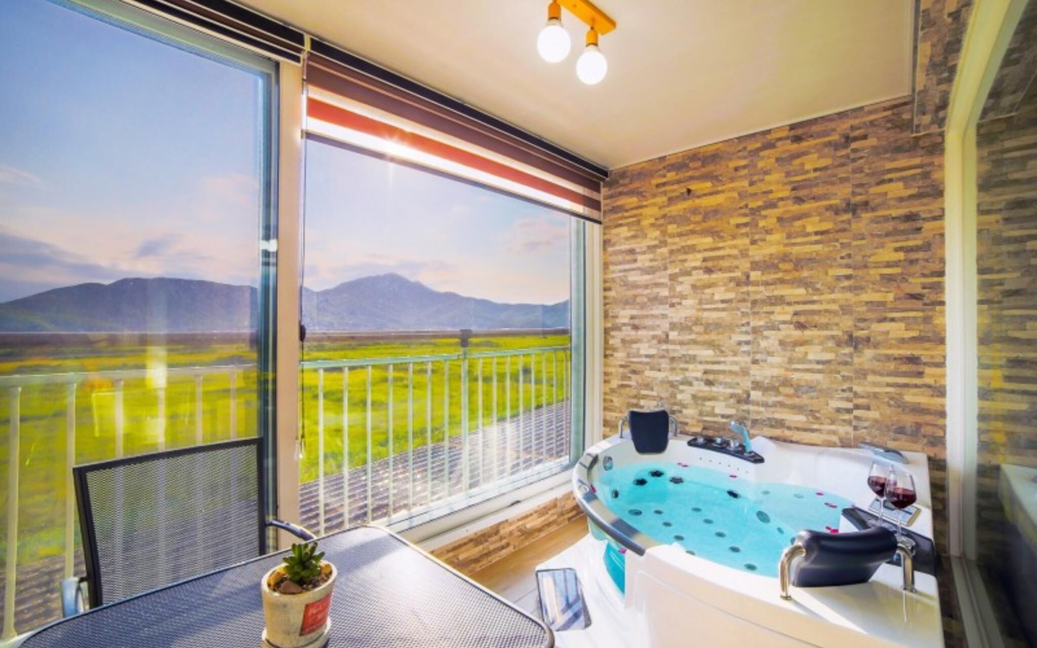 Ganghwa Joayo Spa Pension