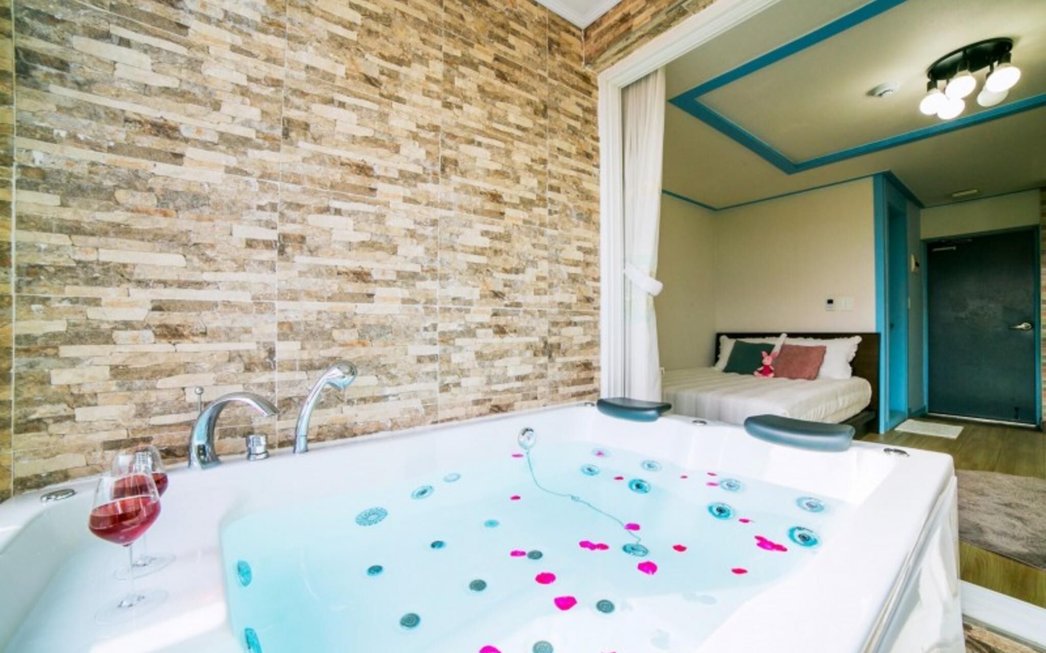 Ganghwa Joayo Spa Pension