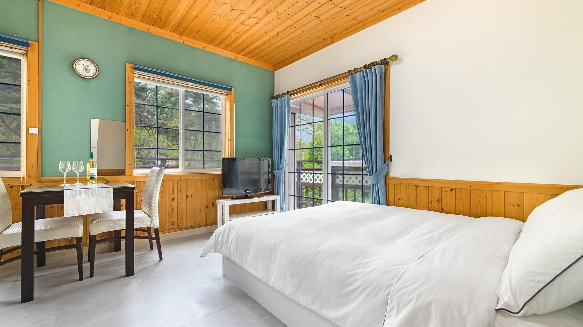 Ganghwa Muldoll Iyagi Pension