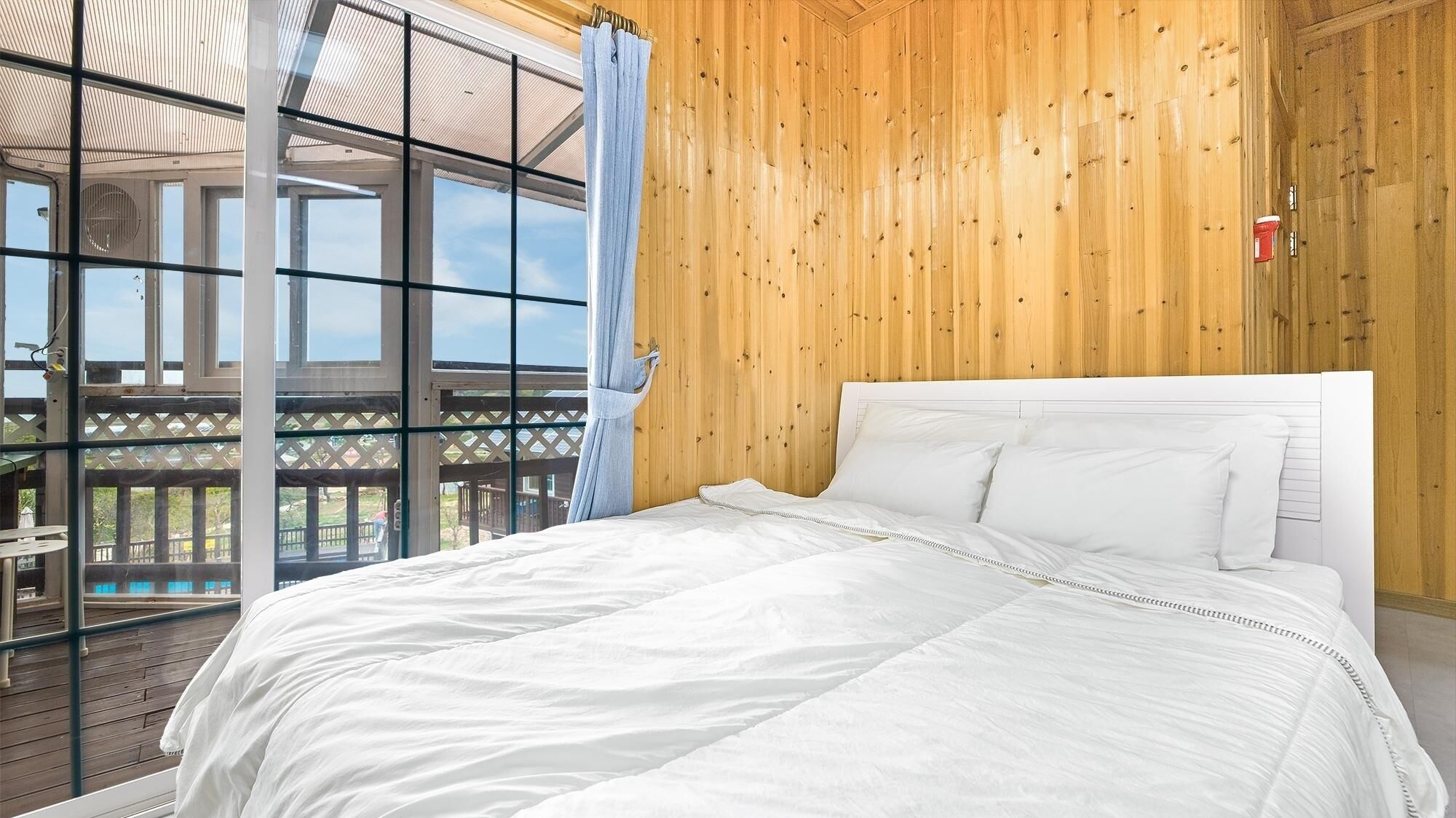 Ganghwa Muldoll Iyagi Pension