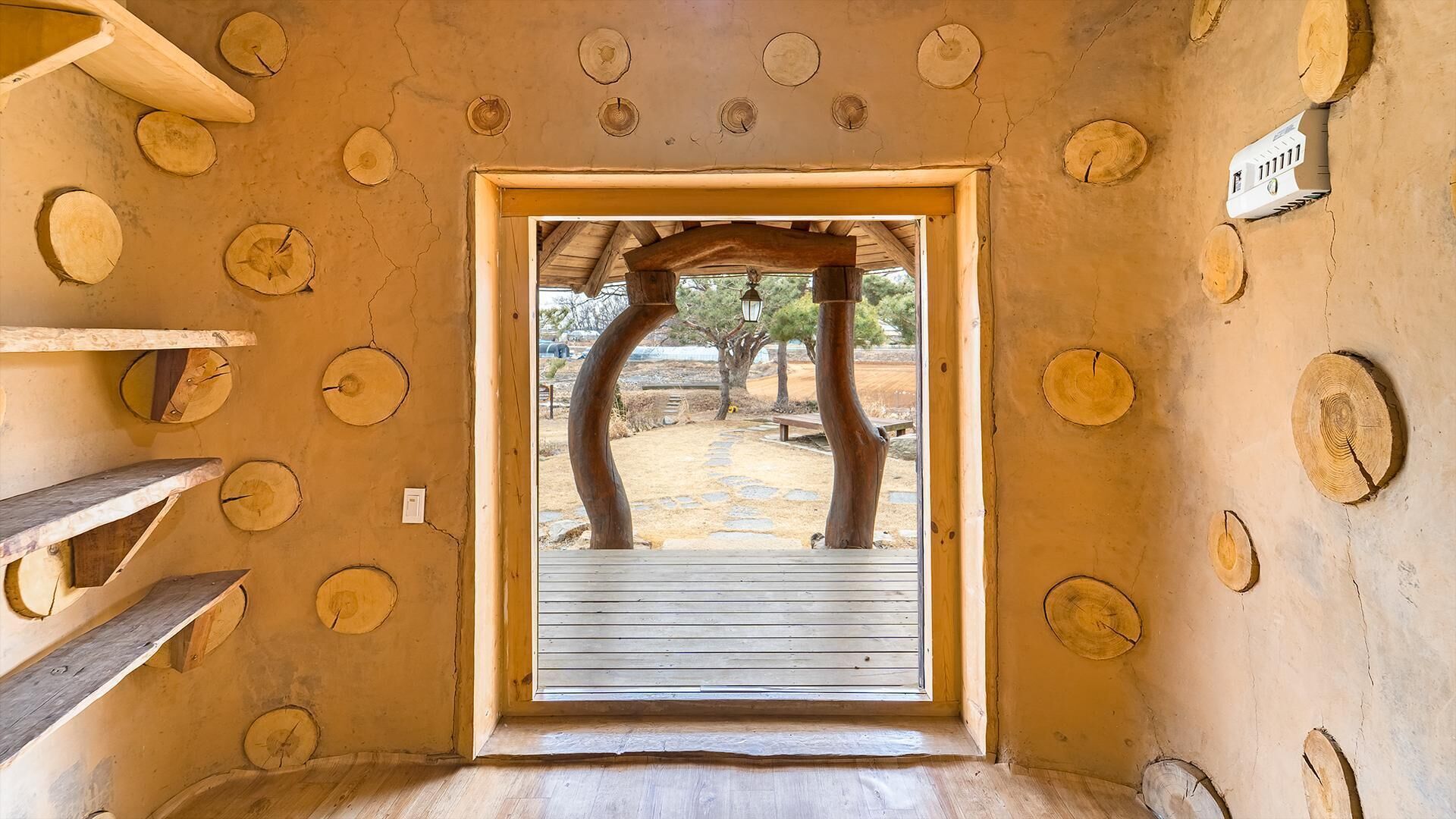 Ganghwa Nadeulgilheulgjib