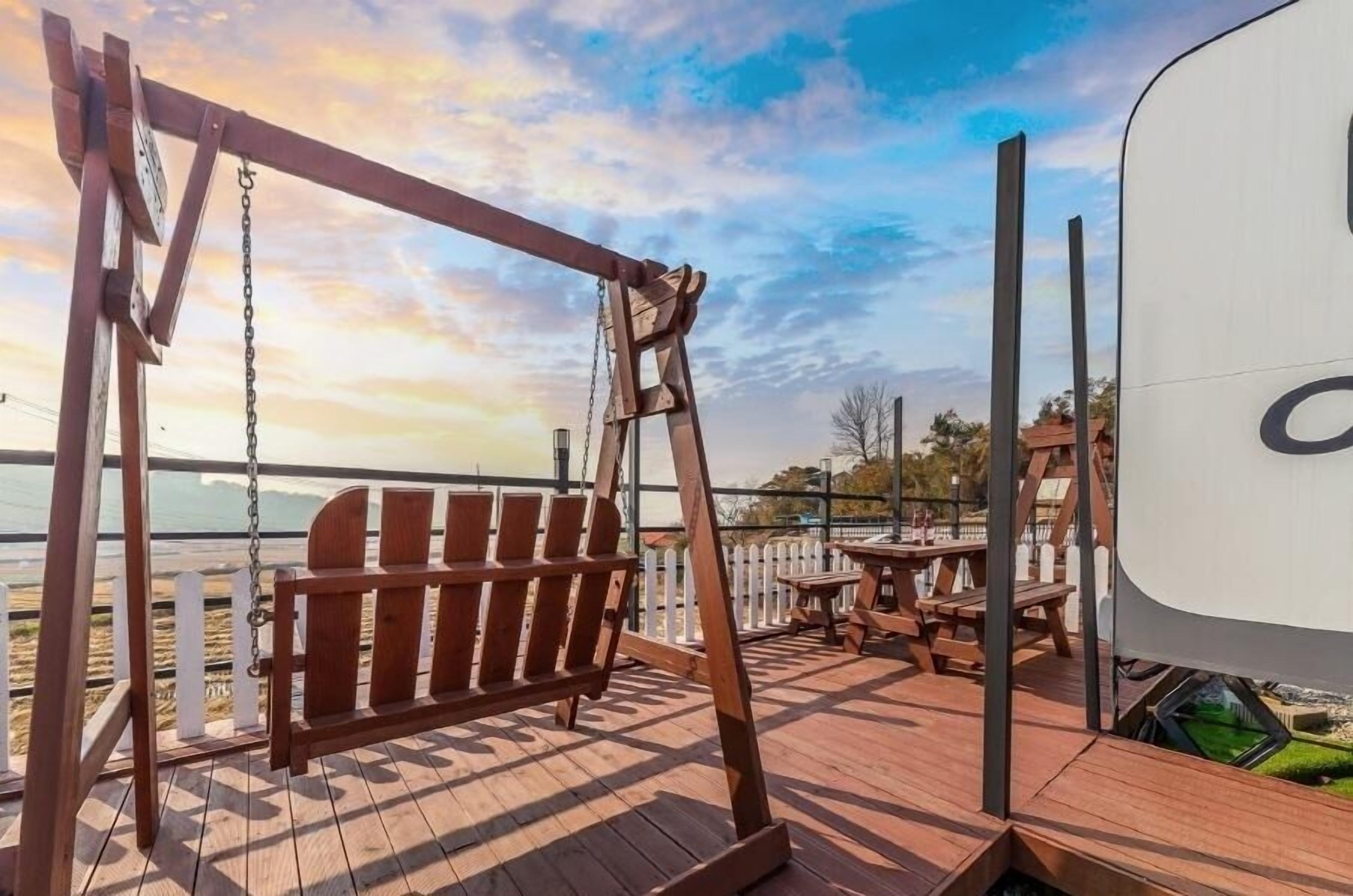 Ganghwa Nakjohealing Caravan&Camping