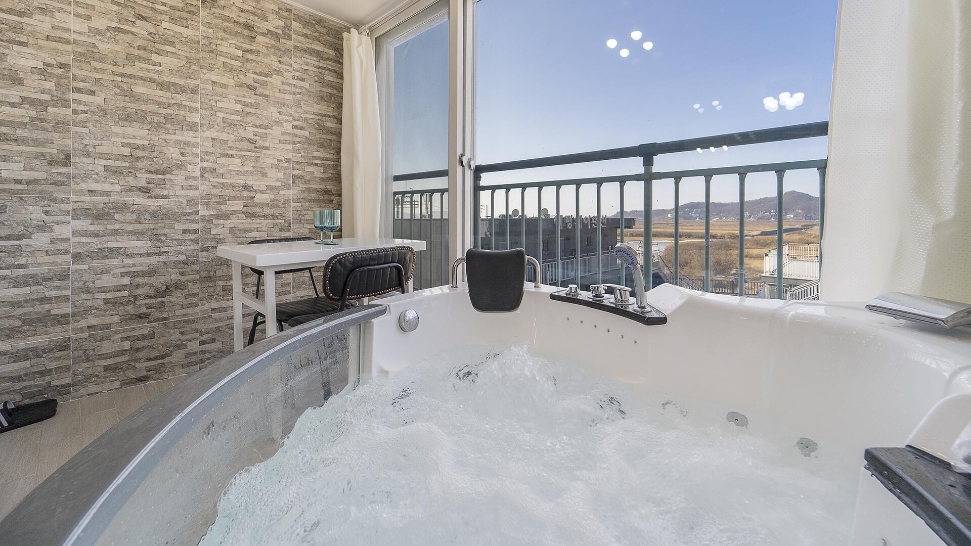 Ganghwa The Starspa Pension