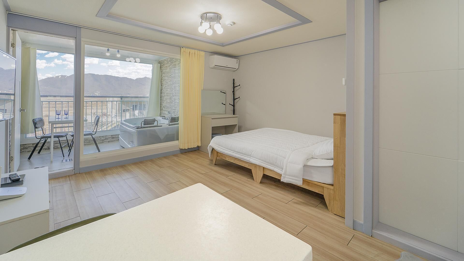 Ganghwa The Starspa Pension