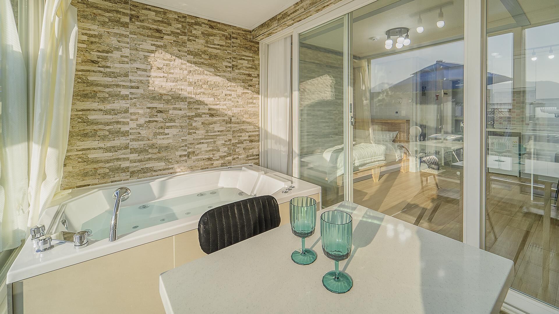 Ganghwa The Starspa Pension