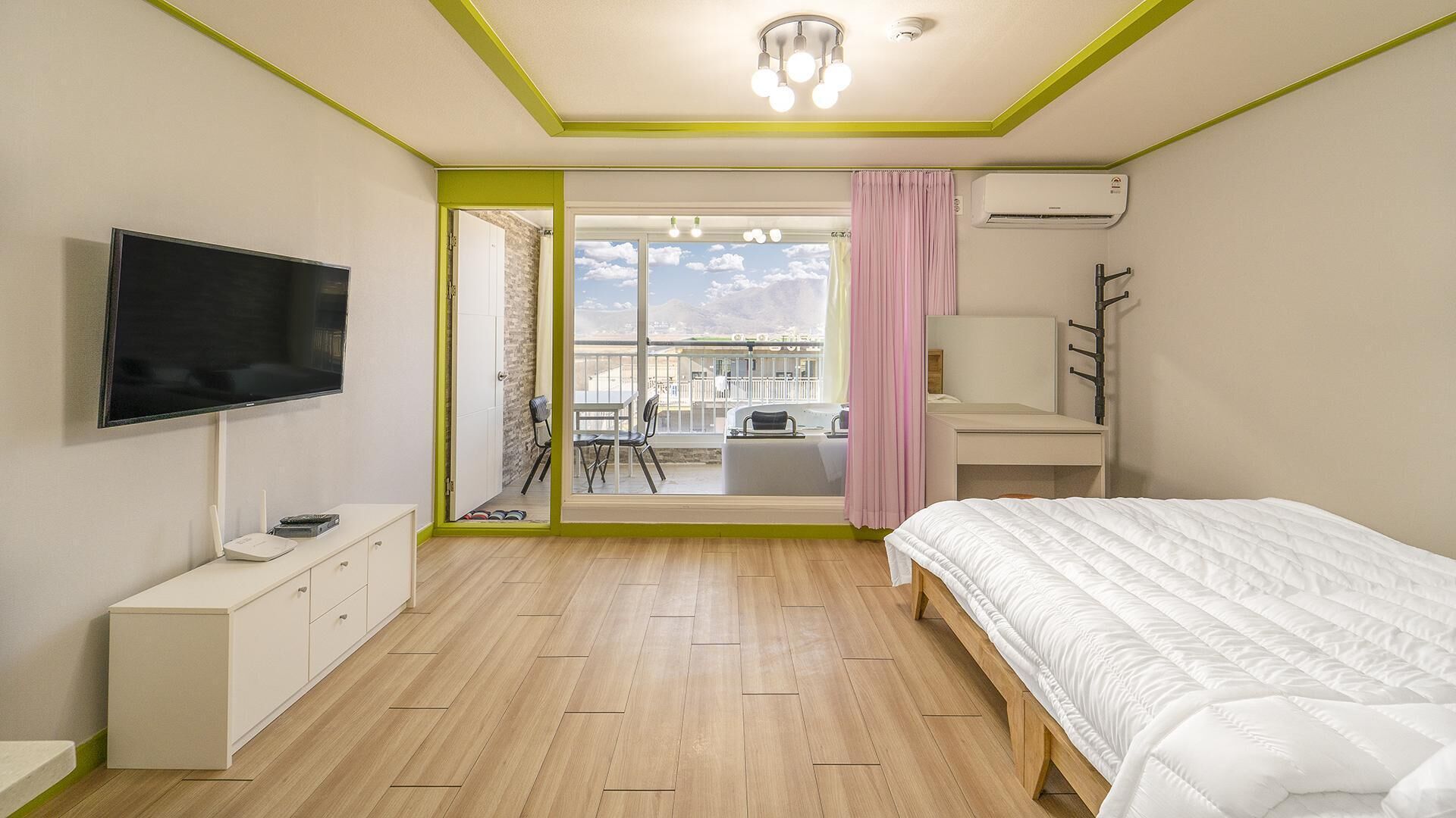 Ganghwa The Starspa Pension