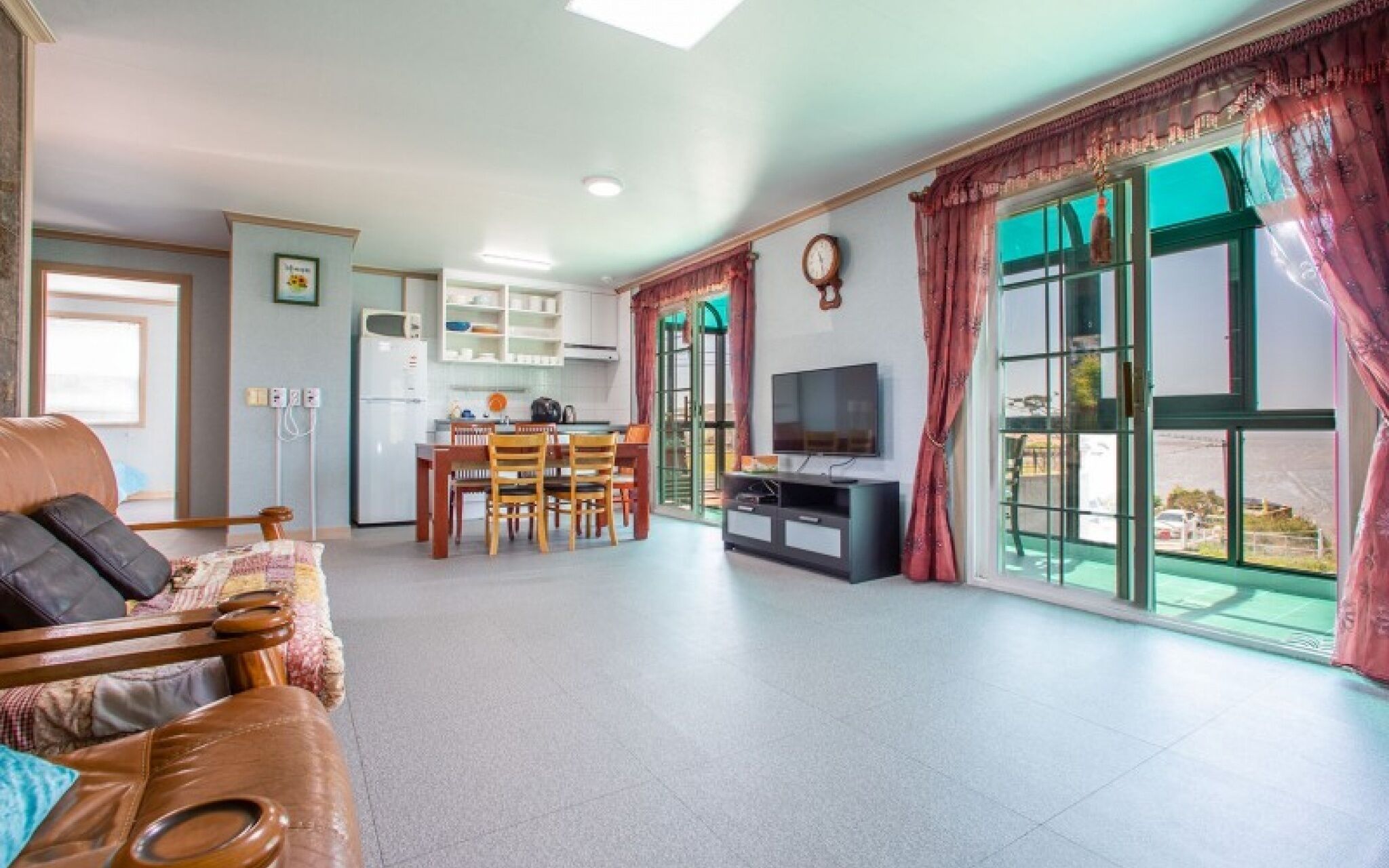 Ganghwa White Stone Pension