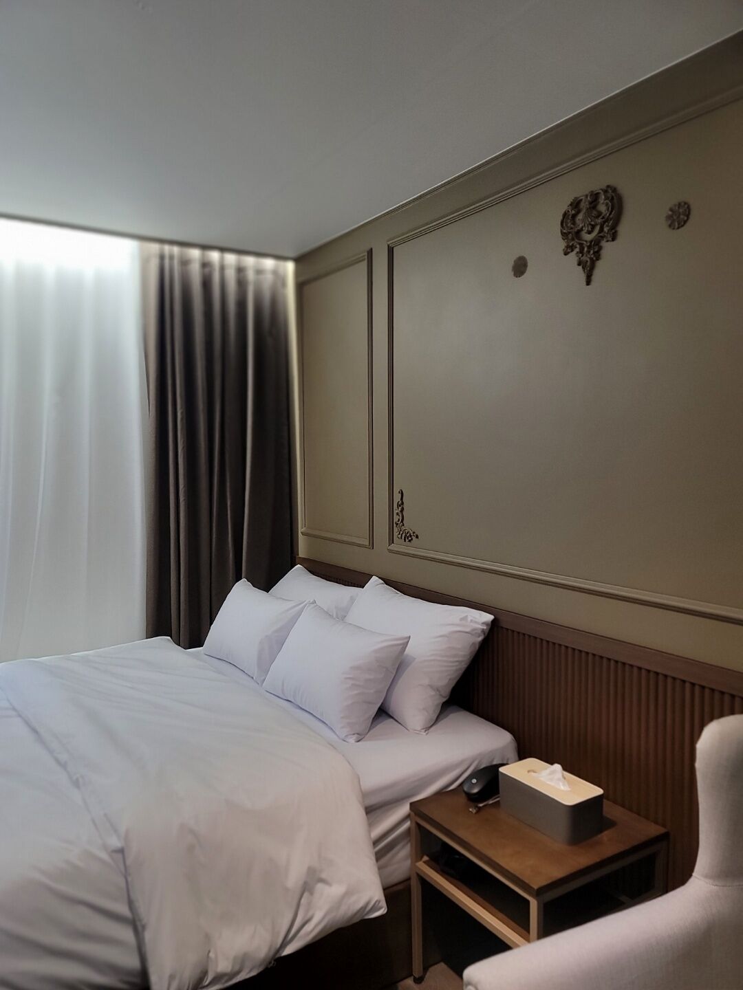 Glam Hotel
