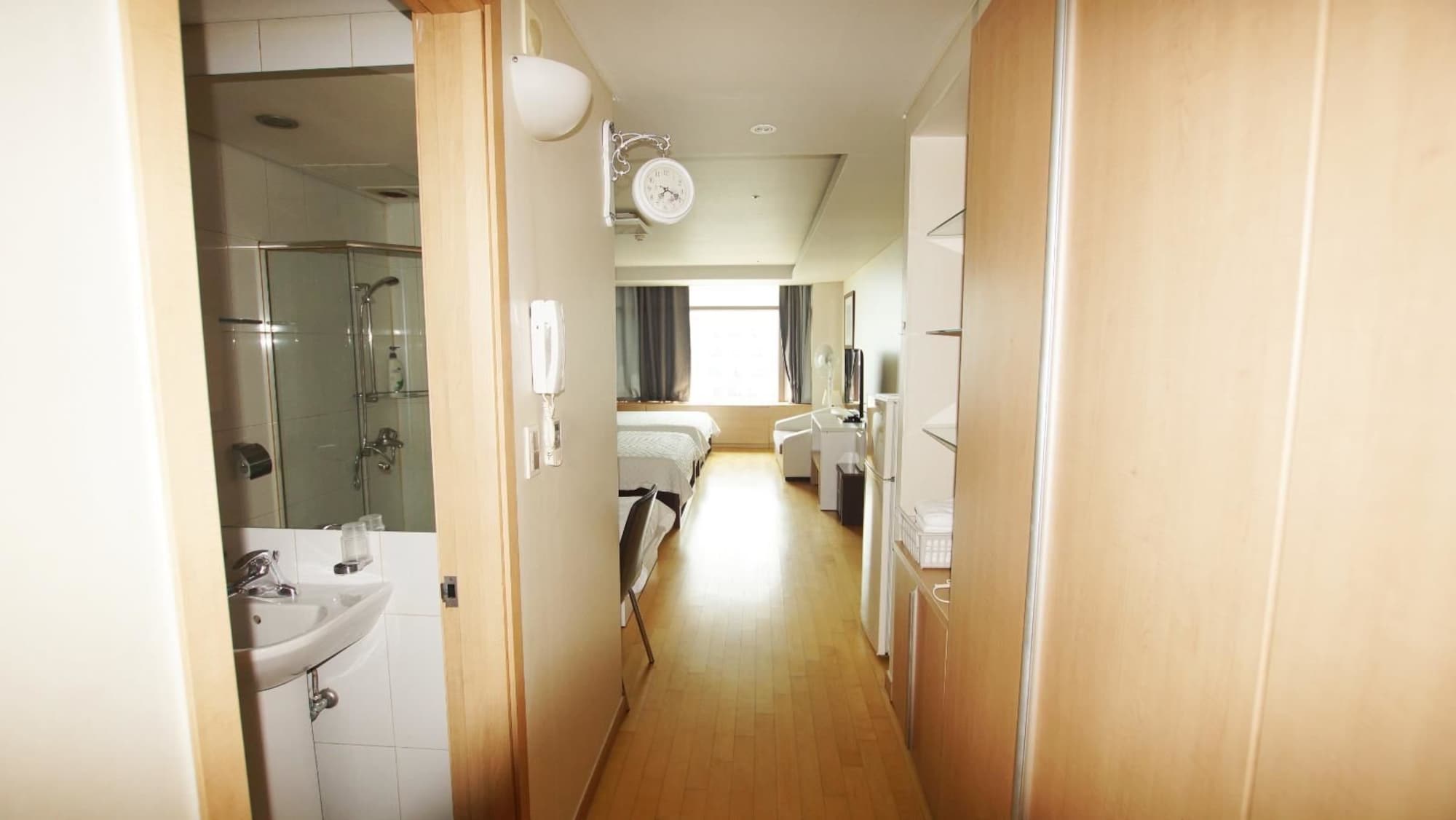 Incheon Airport Gogo House