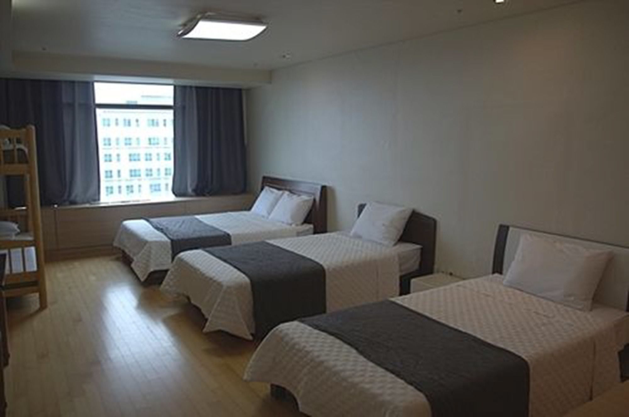 Incheon Airport Gogo House