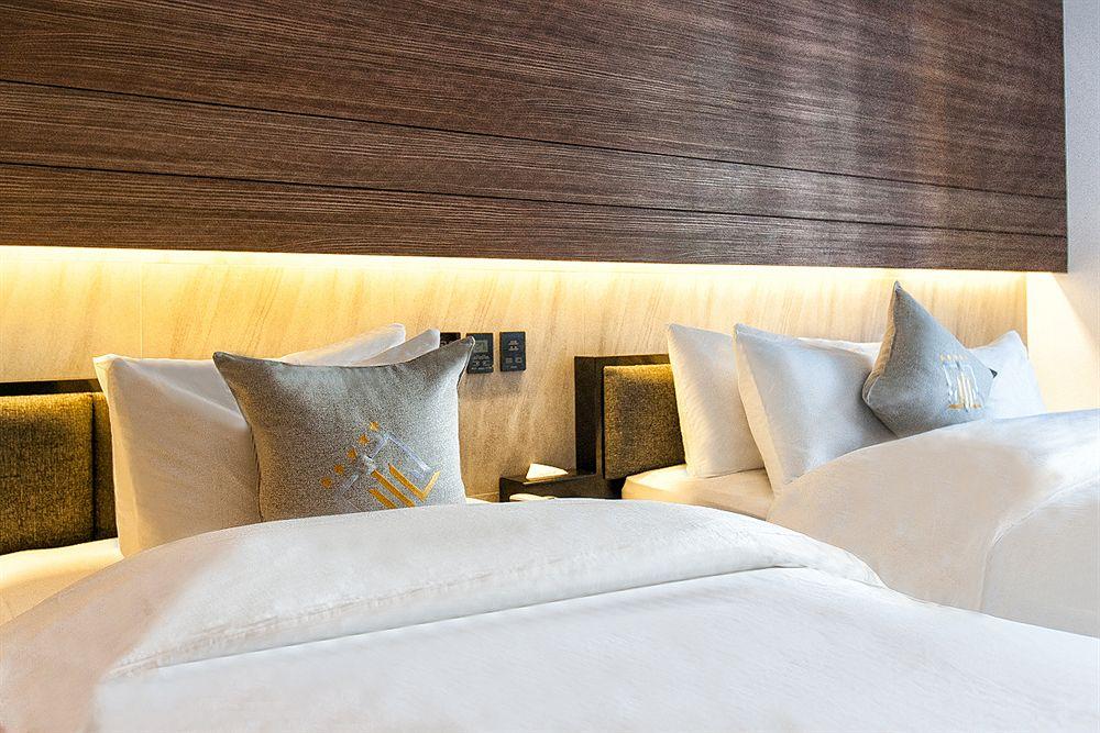 Golden Hotel