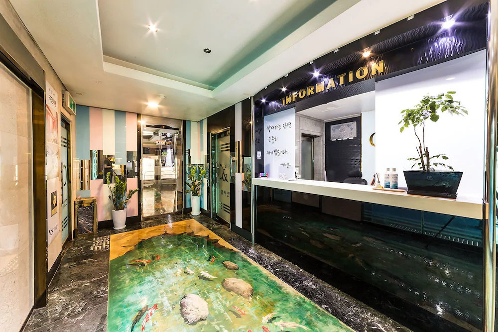 Goodstay Hotel C&