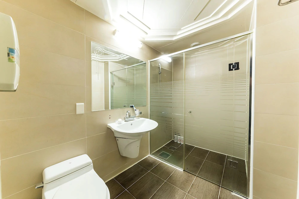 Goodstay Hotel C&