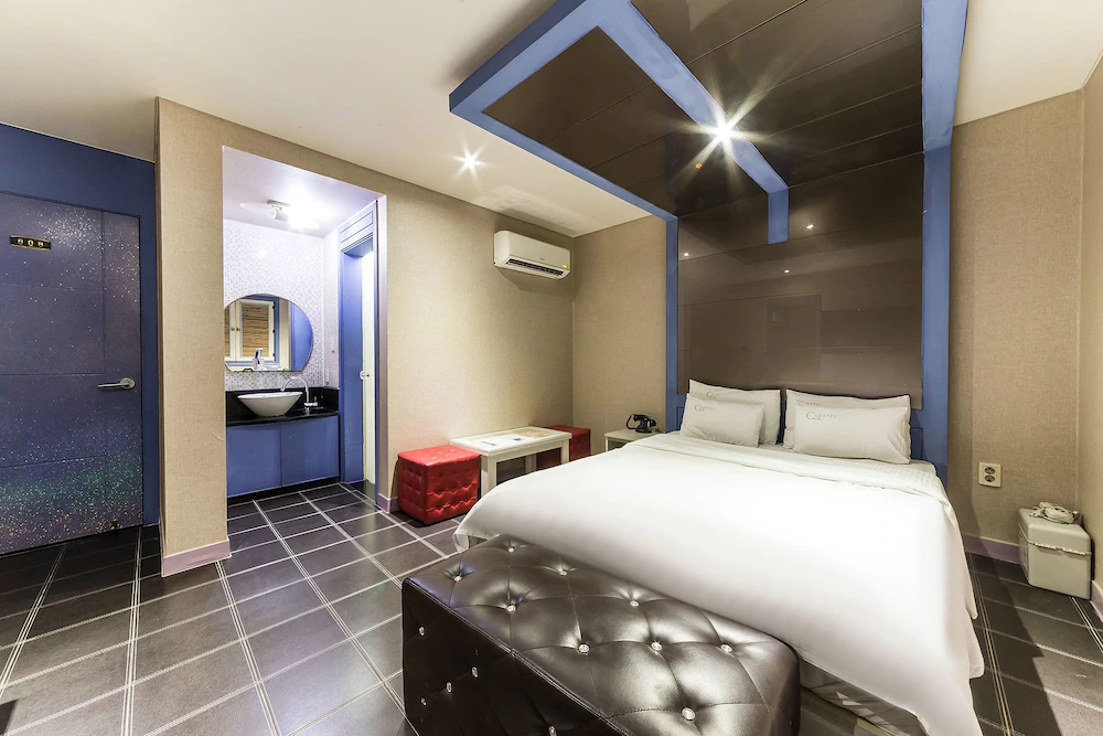 Goodstay Hotel C&