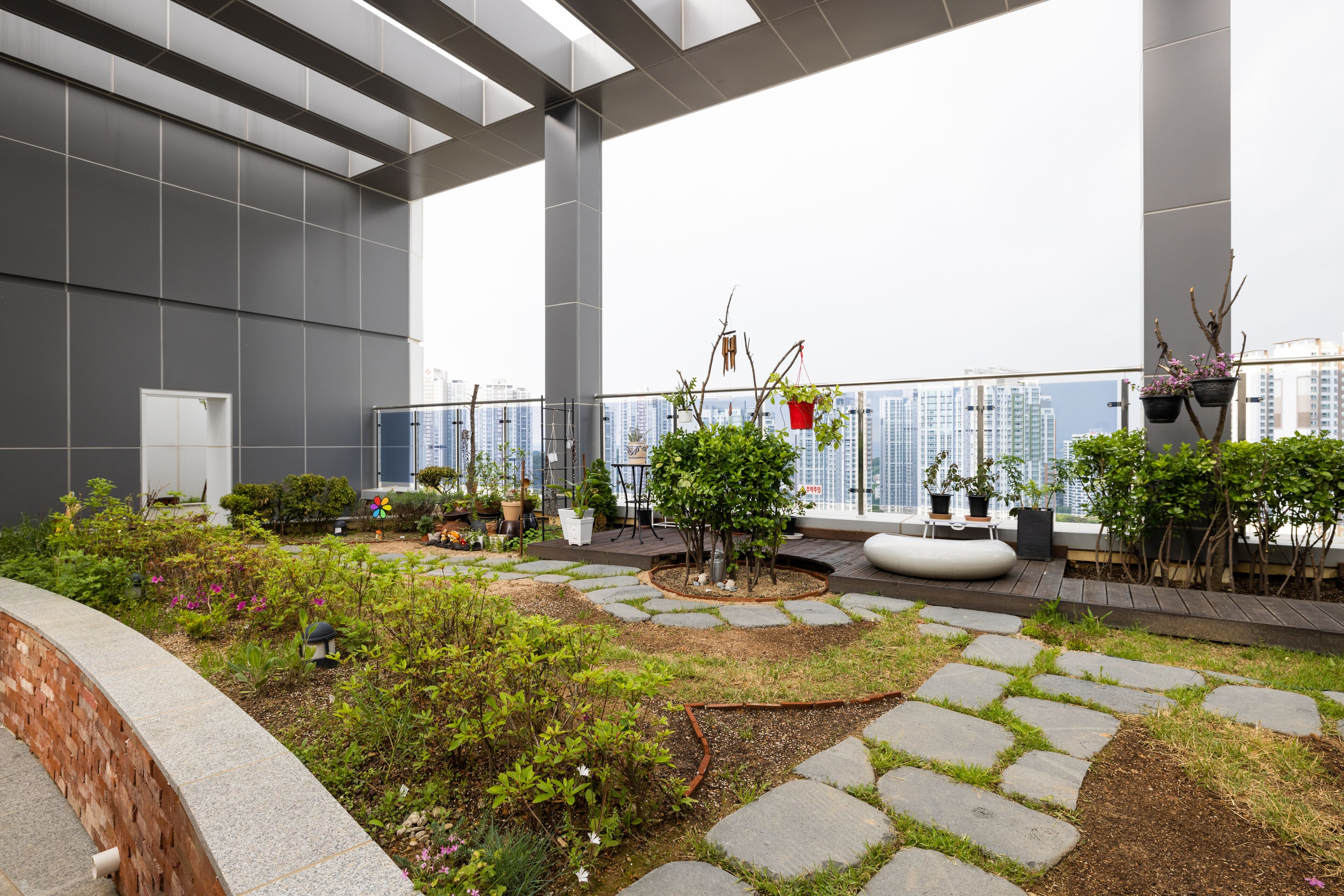 Grandbleu Hotel & Residence