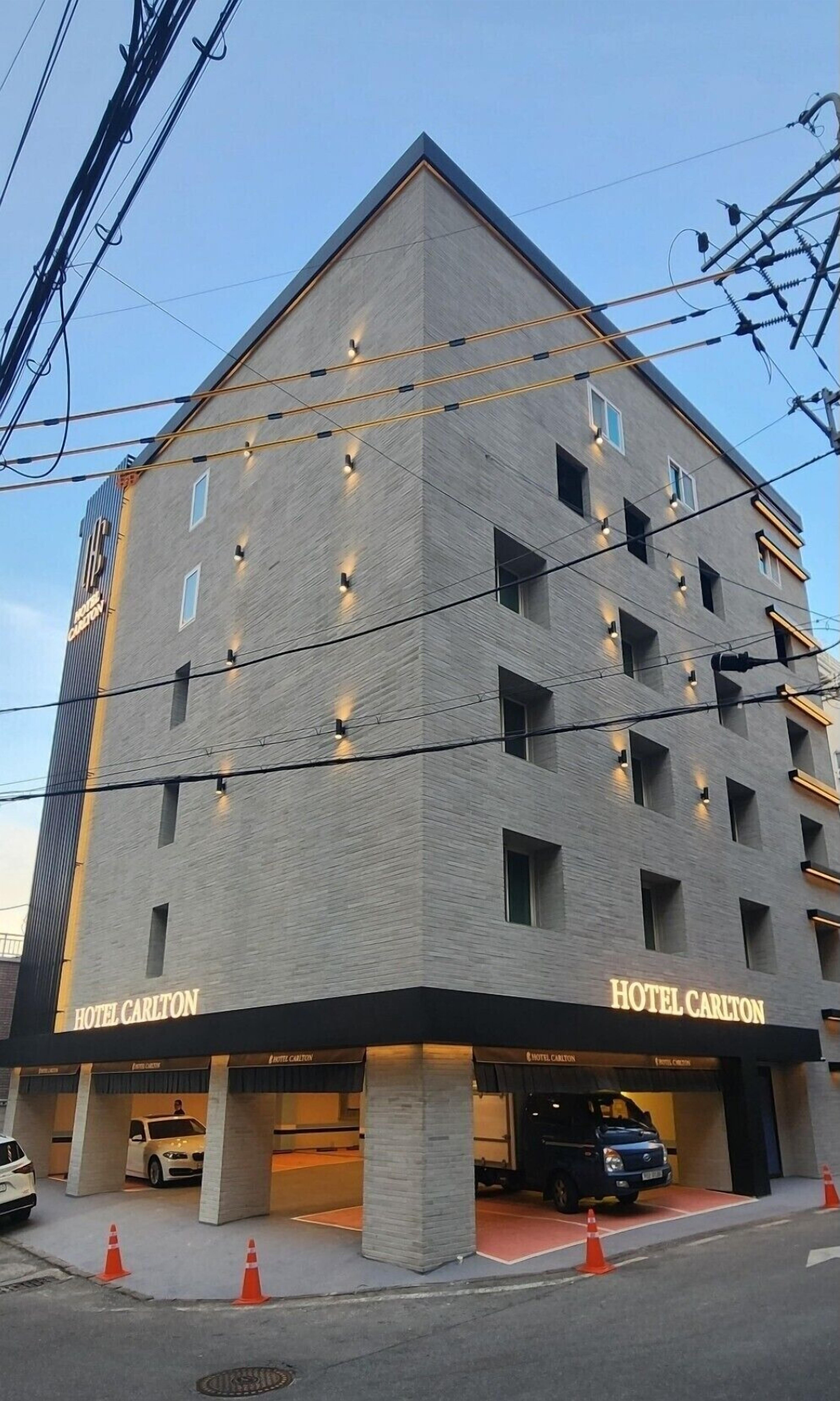 Hotel Carlton