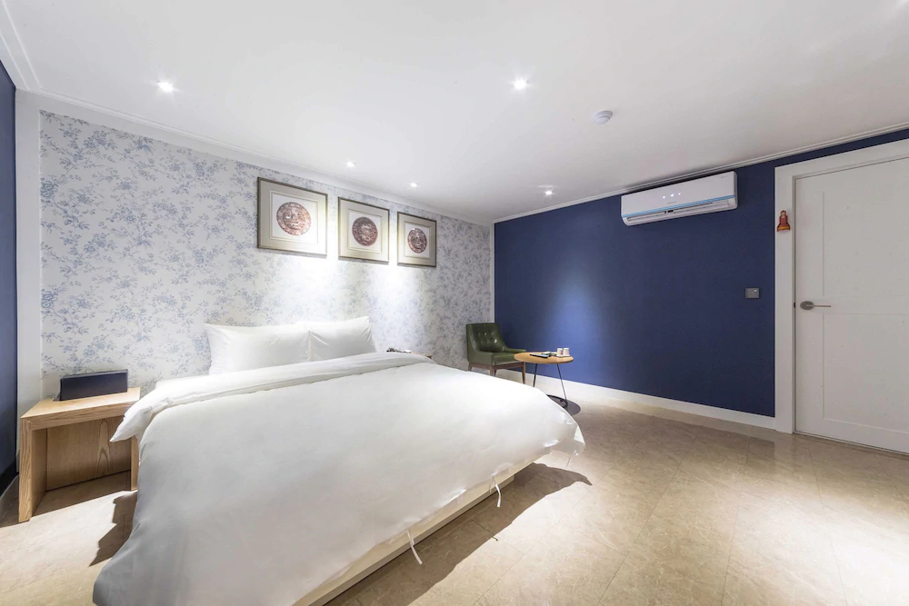 Hotel Juan Mari
