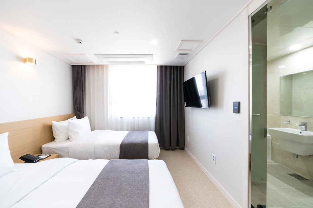 Hotel Legend