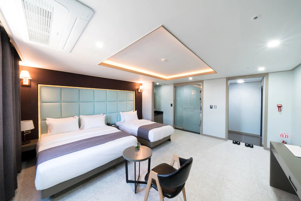 Hotel Legend