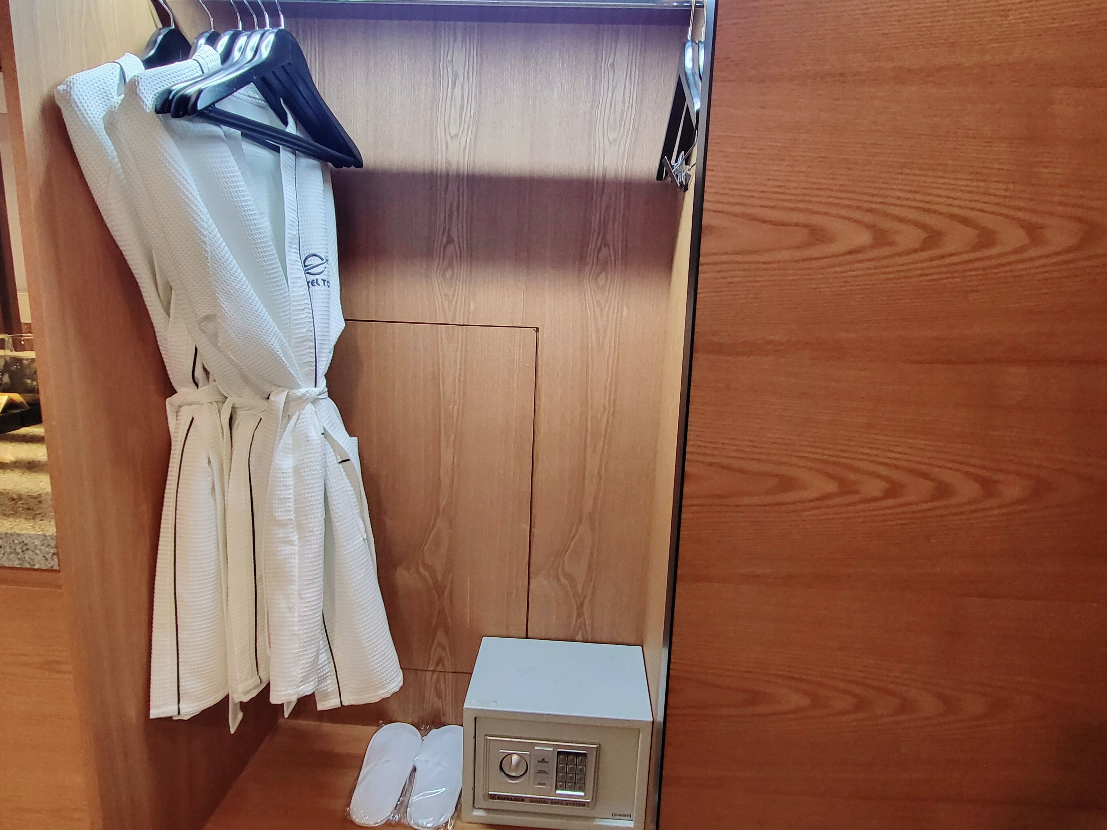 Hotel Tour Incheon Airport Hotel & Suites