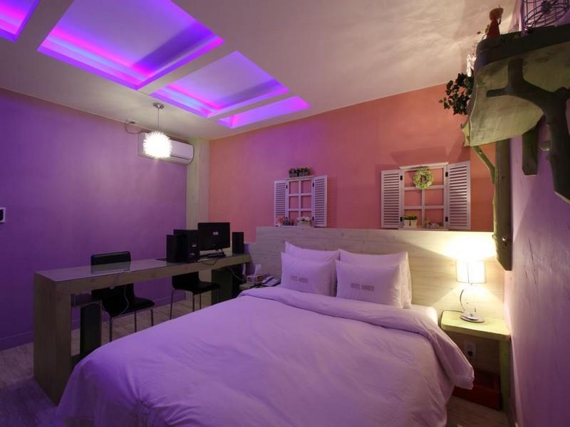Hotel Travel
