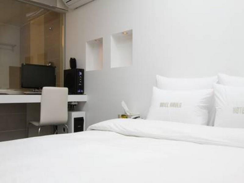 Hotel Travel